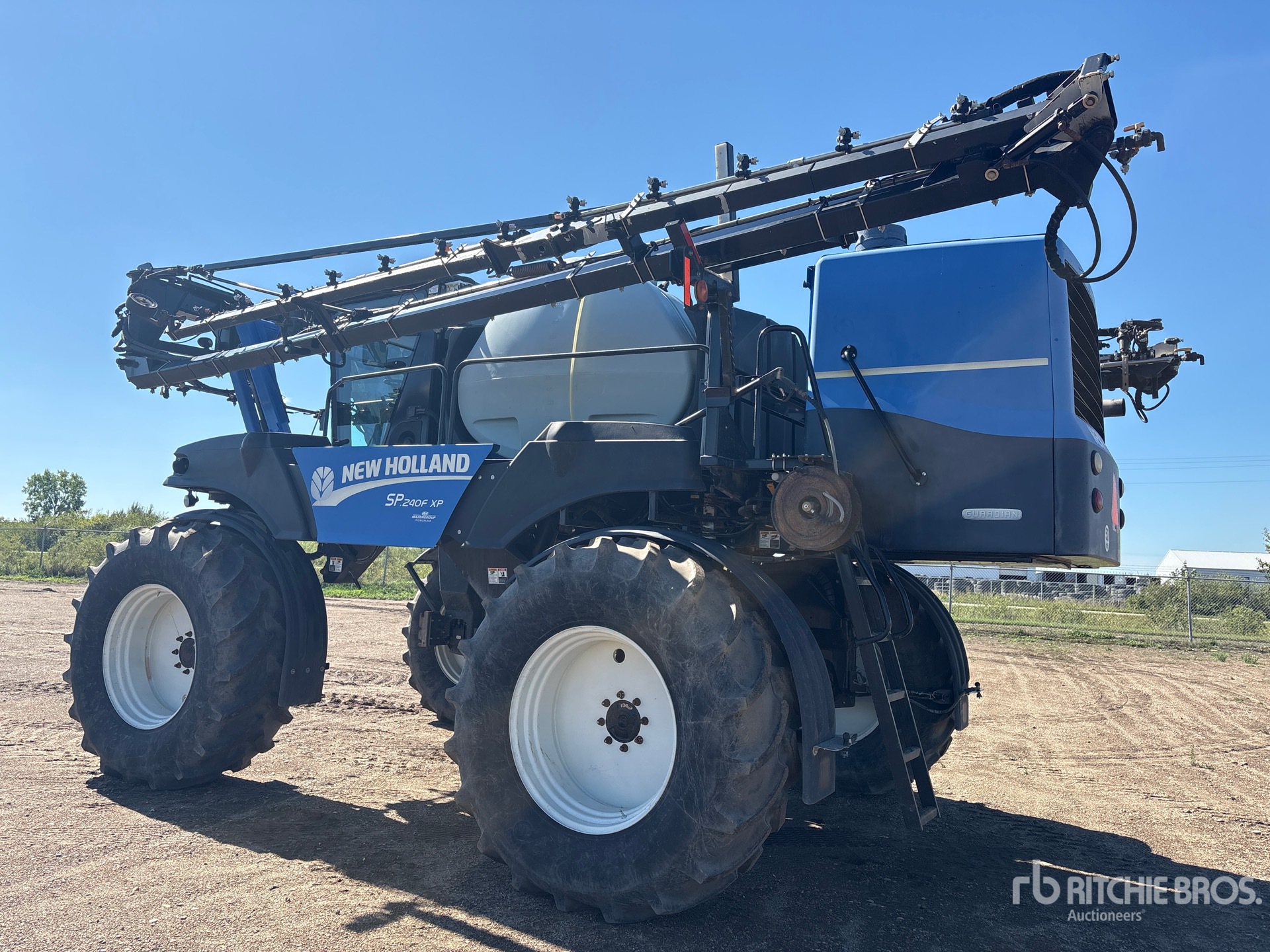 New Holland SP240F