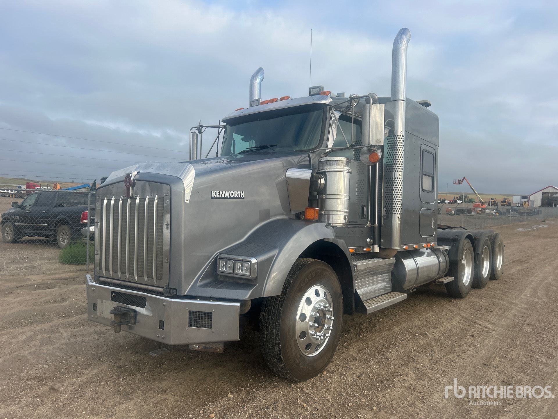 General Appearance with Featured Photo