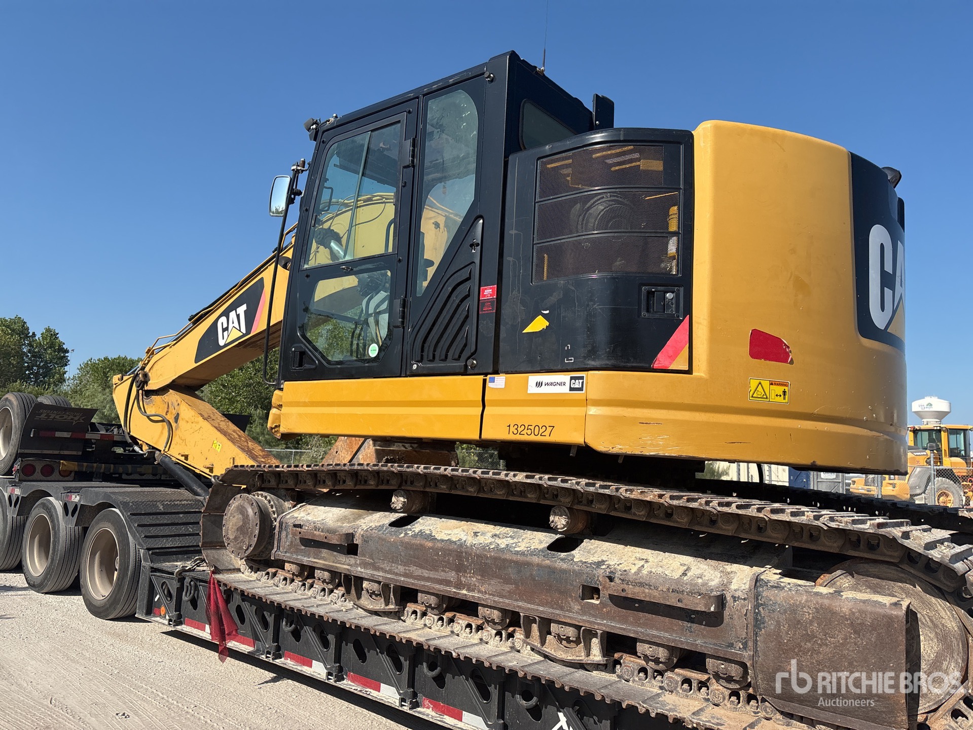2016 Caterpillar 325F L CR