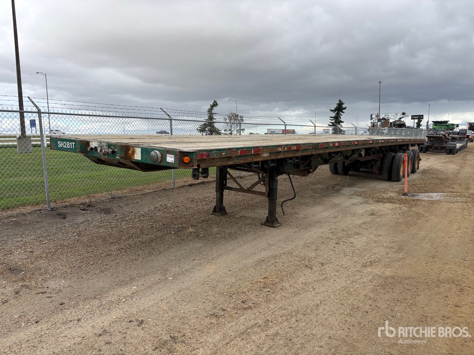 Photo of 2006 Manac Tri/A 53 ft Extendable