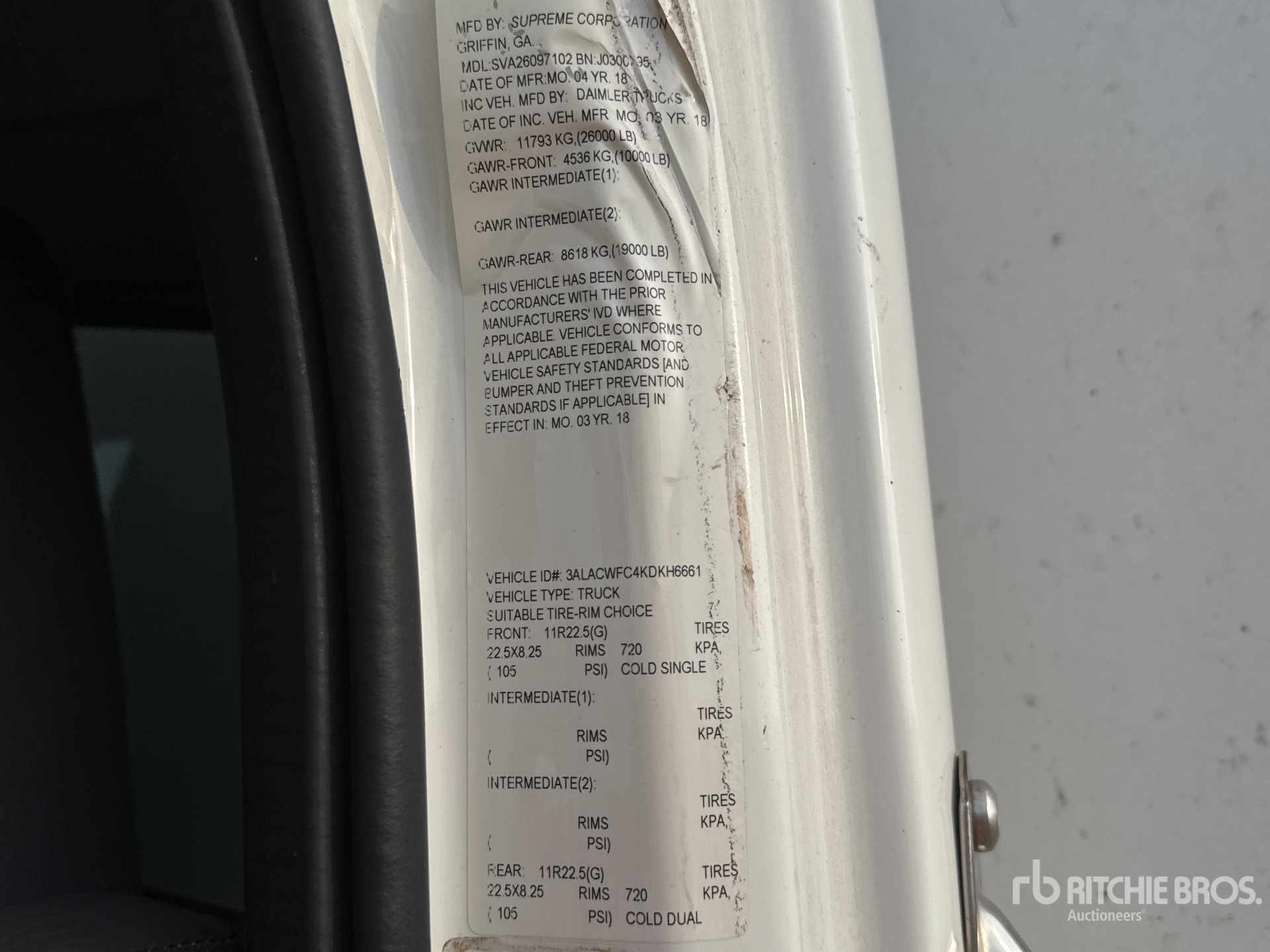 2019 Freightliner M2 106