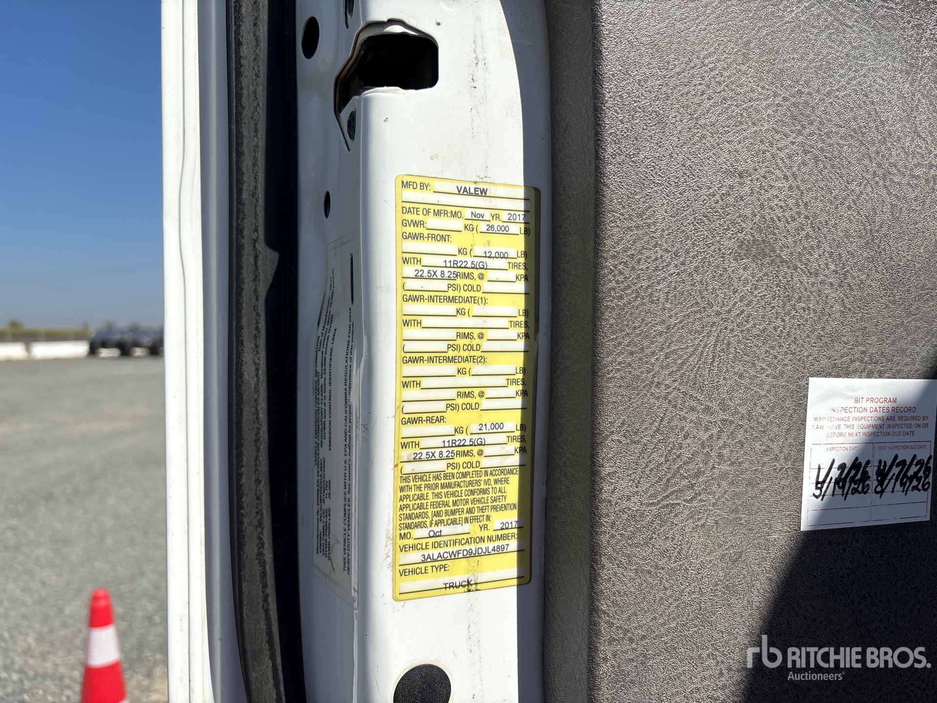 2018 Freightliner M2 106