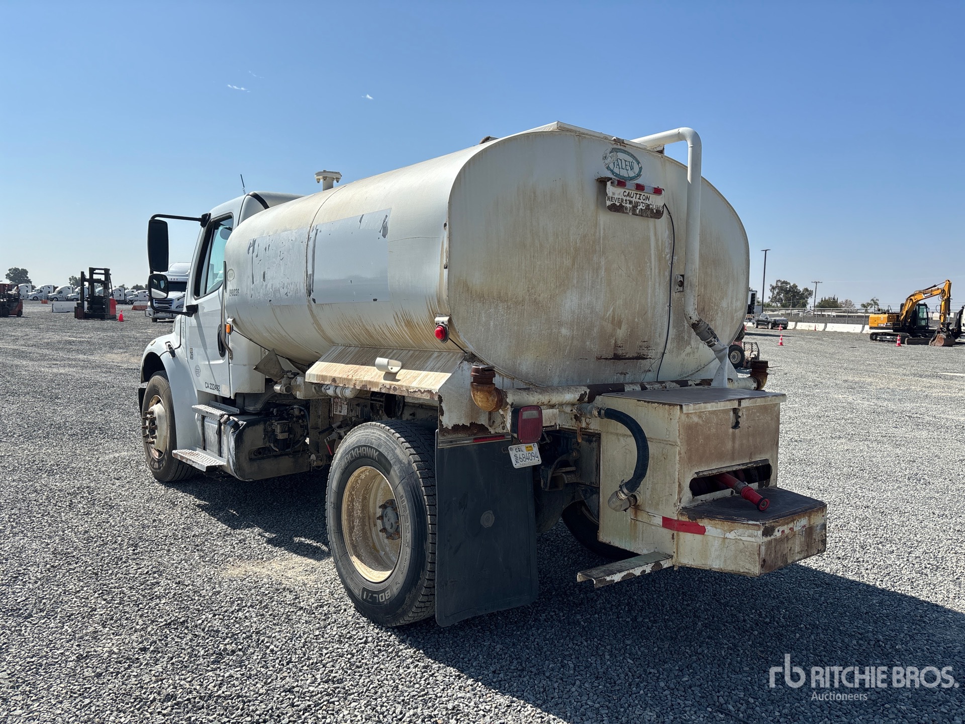 2018 Freightliner M2 106