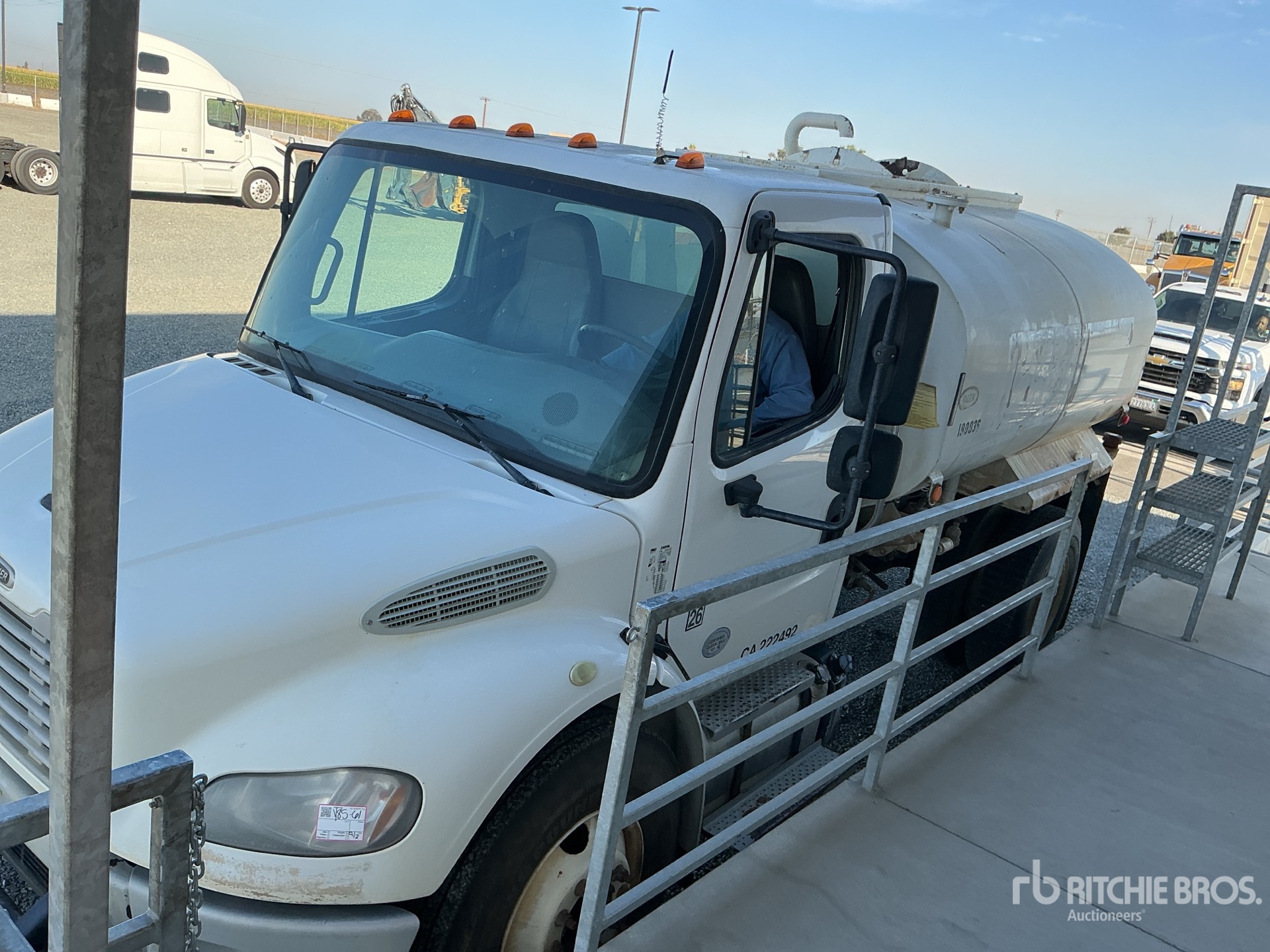 2018 Freightliner M2 106