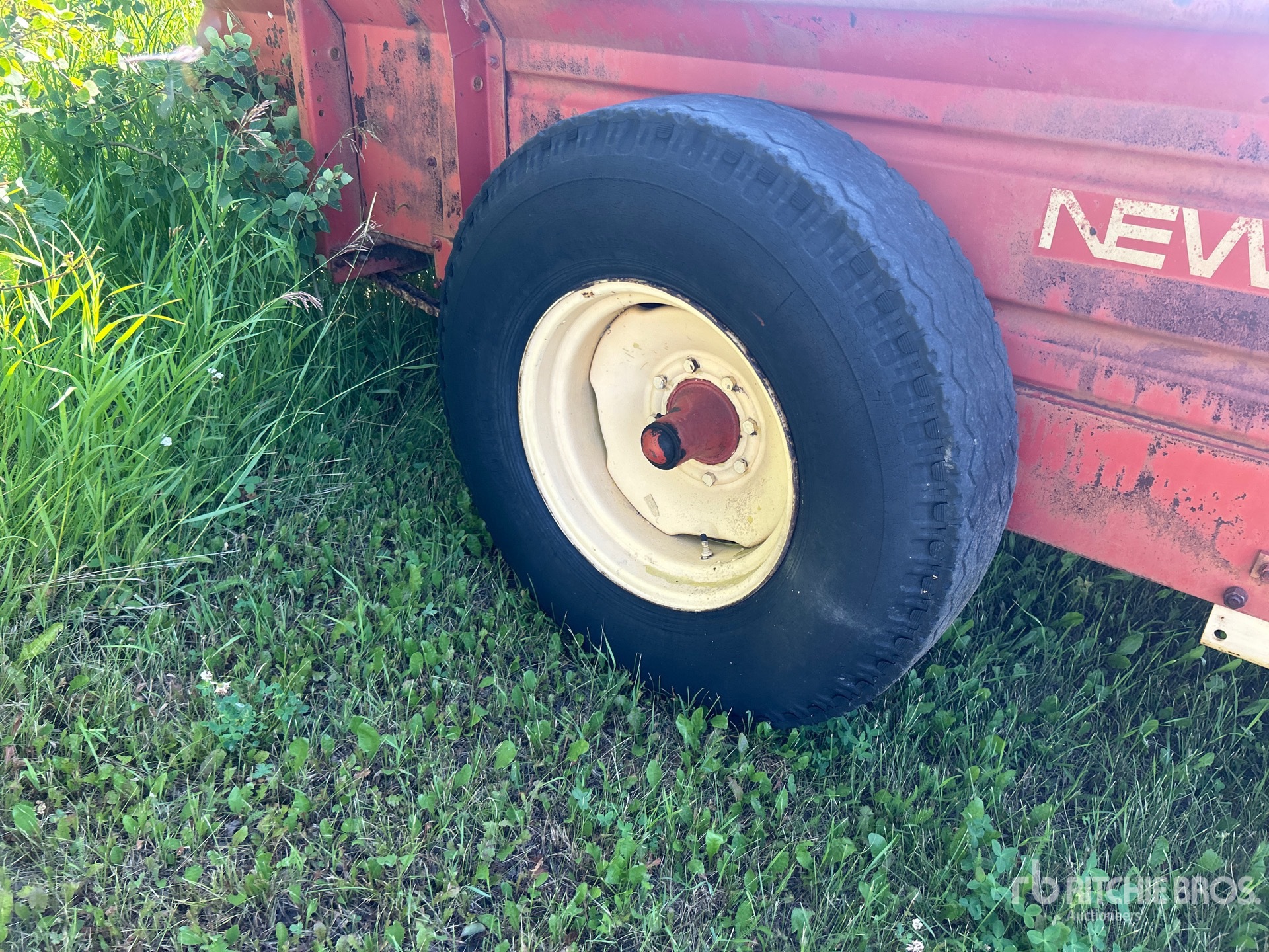 New Holland 519