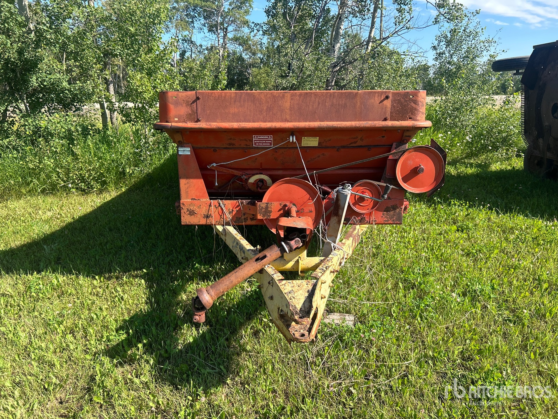 New Holland 519