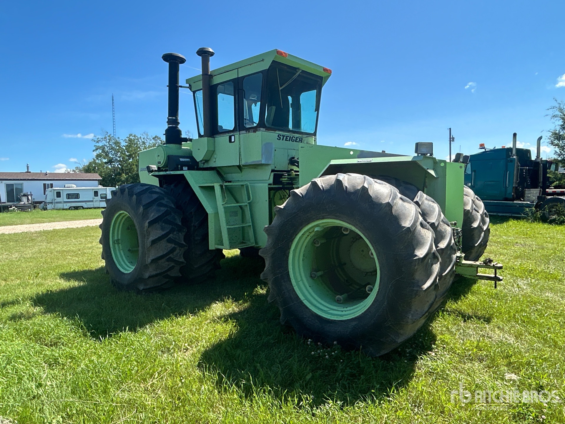 General Appearance with Picture, Left Rear Corner