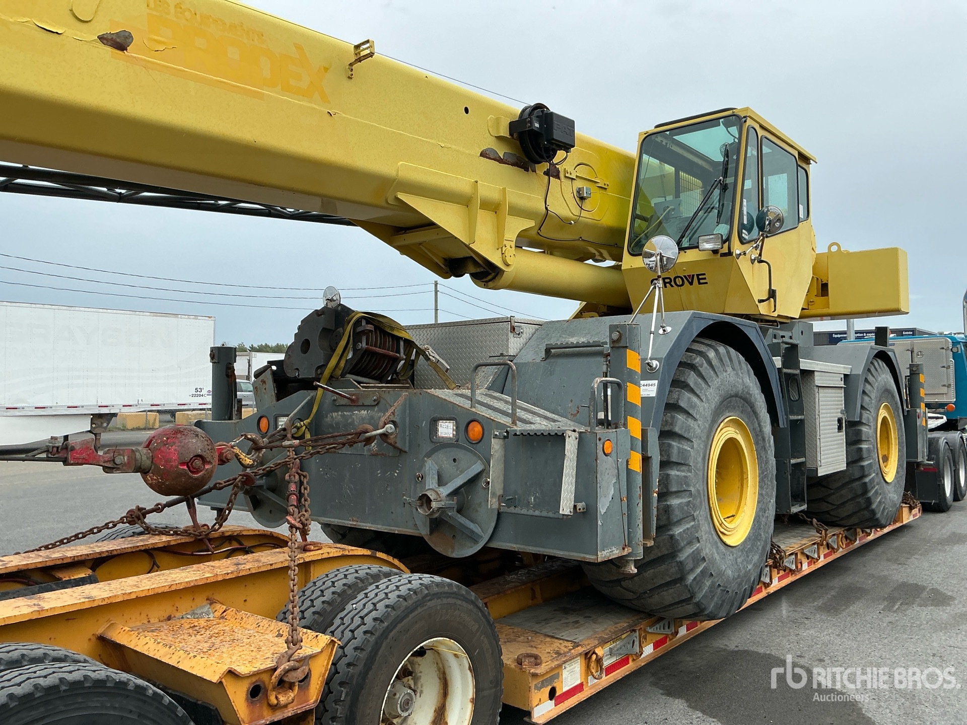 2000 Grove RT760E