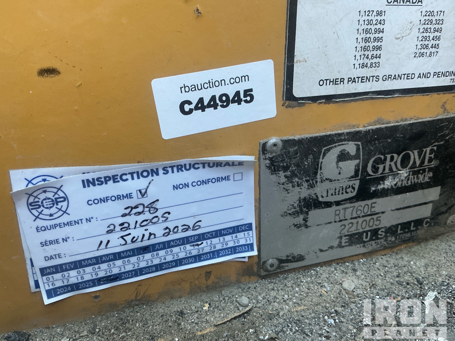 2000 Grove RT760E