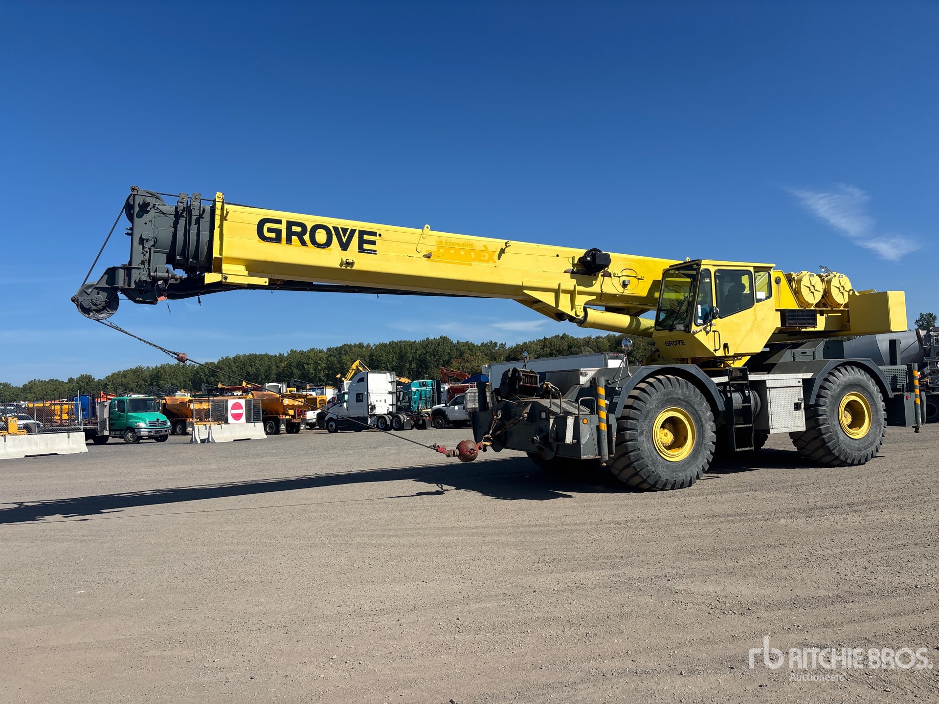 2000 Grove RT760E