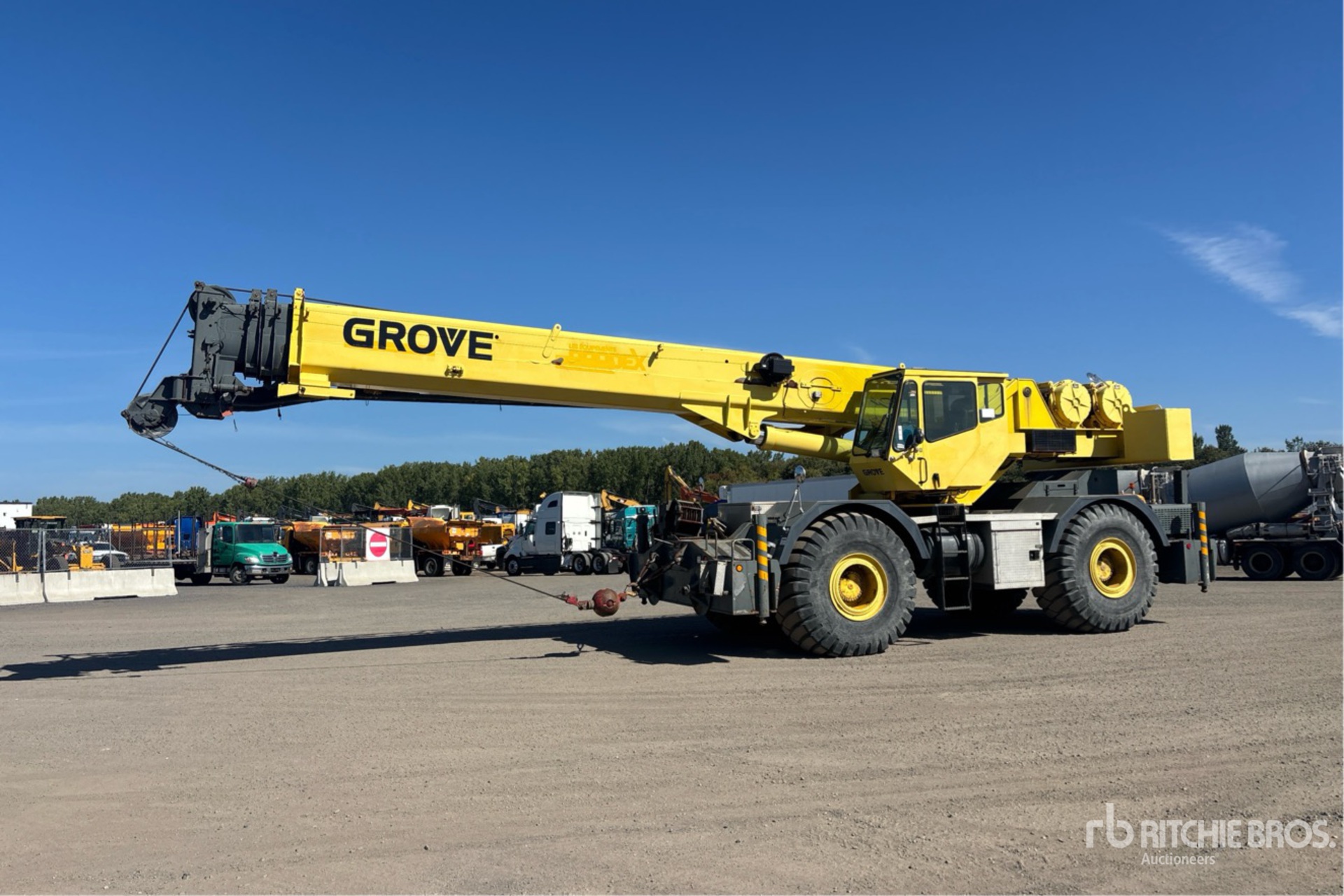 2000 Grove RT760E