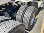 4 Underbody - Truck with Right Front Drive Tires