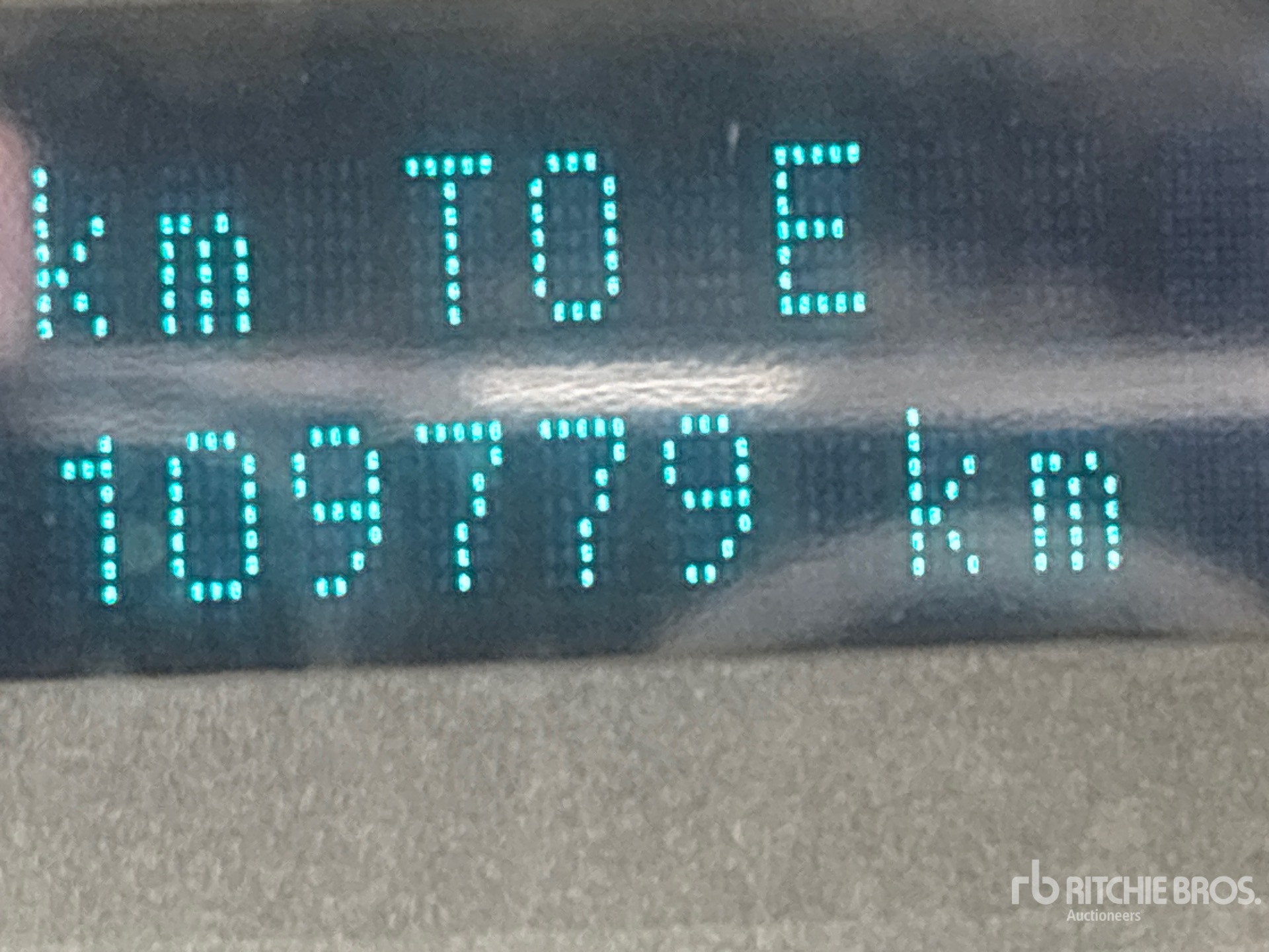 General Appearance with Hour Meter / Odometer