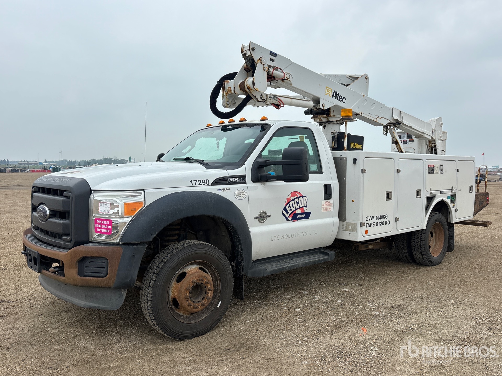 Photo of a 2013 Ford F-550
