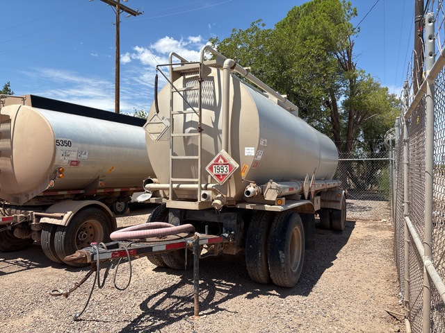 1998 Trailmaster 4620 gal S/A Turntable Pup Tanker Trailer