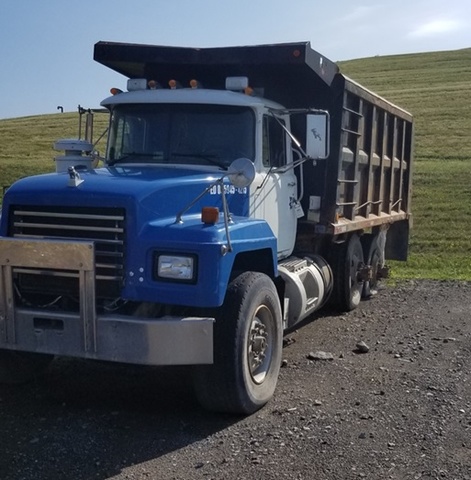 2003 Mack RD688S T/A Dump Truck 2003 Mack RD688S T/A Dump Truck