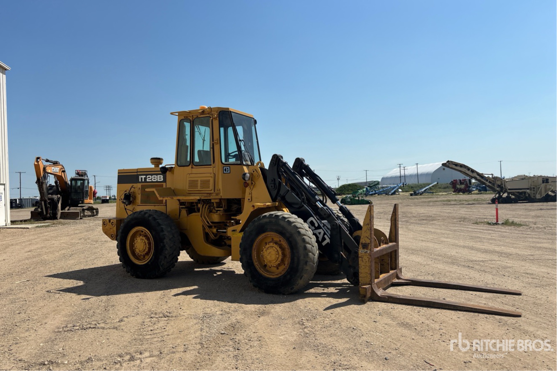 1989 Caterpillar IT28B