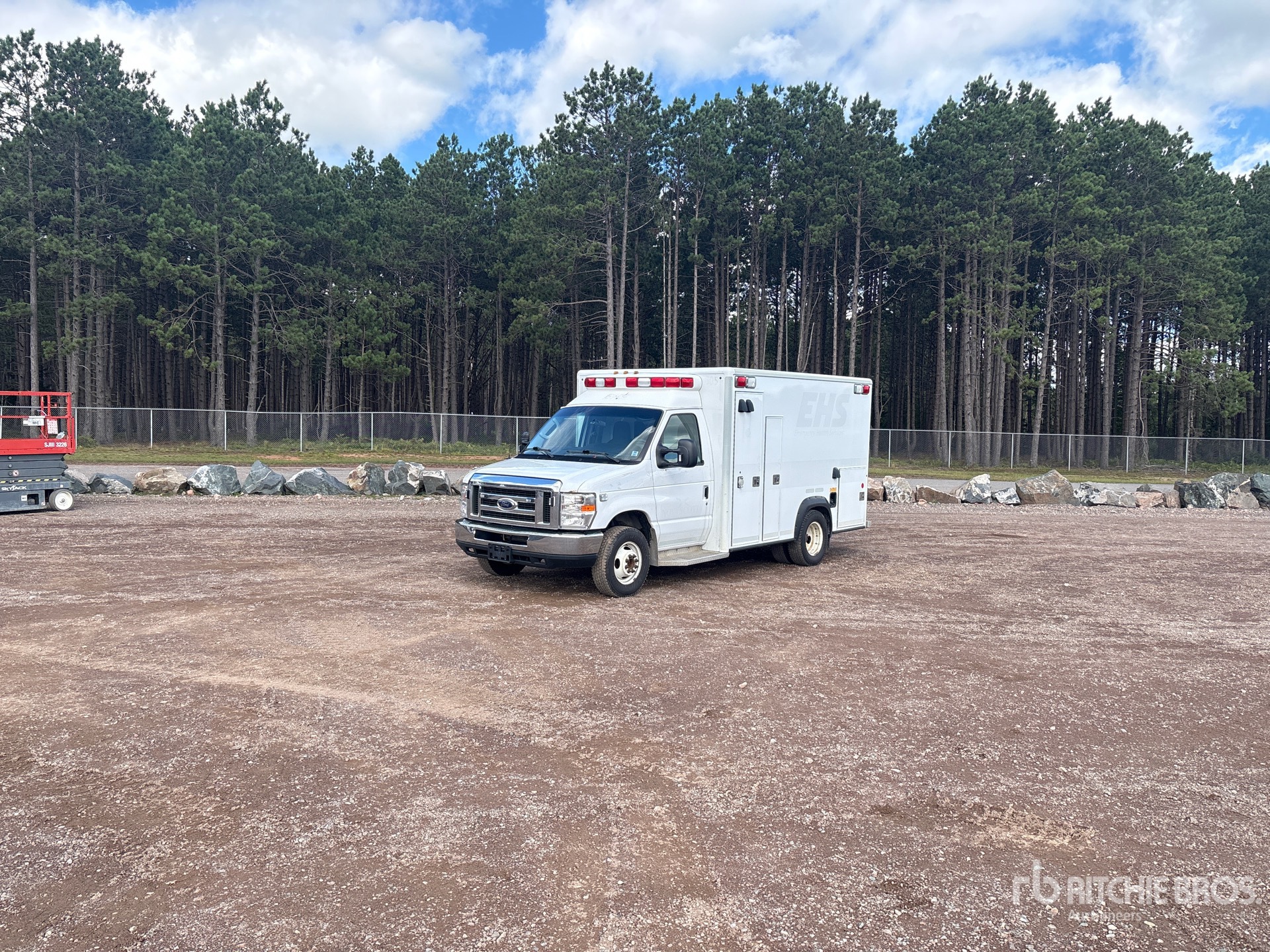 2019 Ford E-350