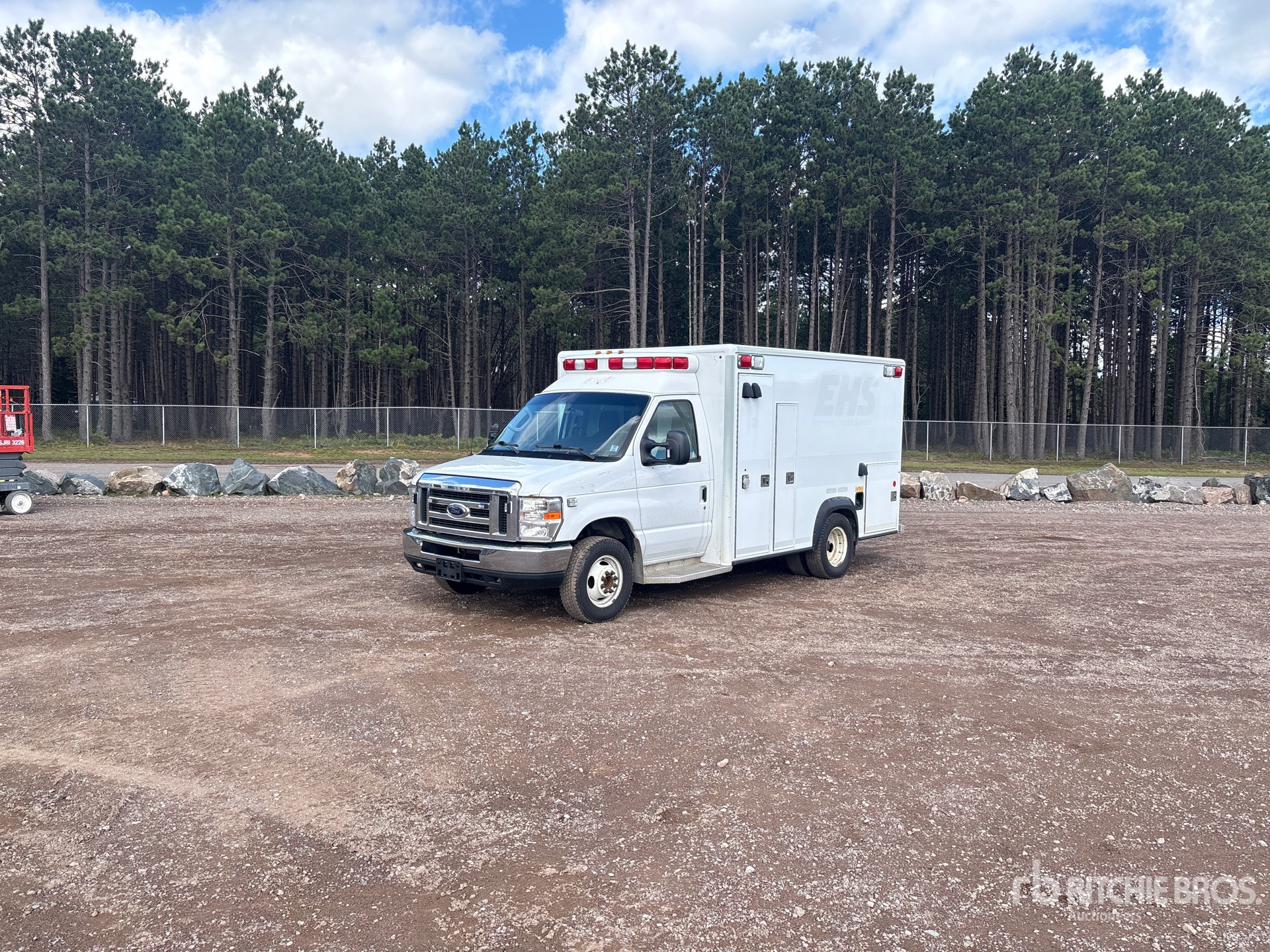 2019 Ford E-350