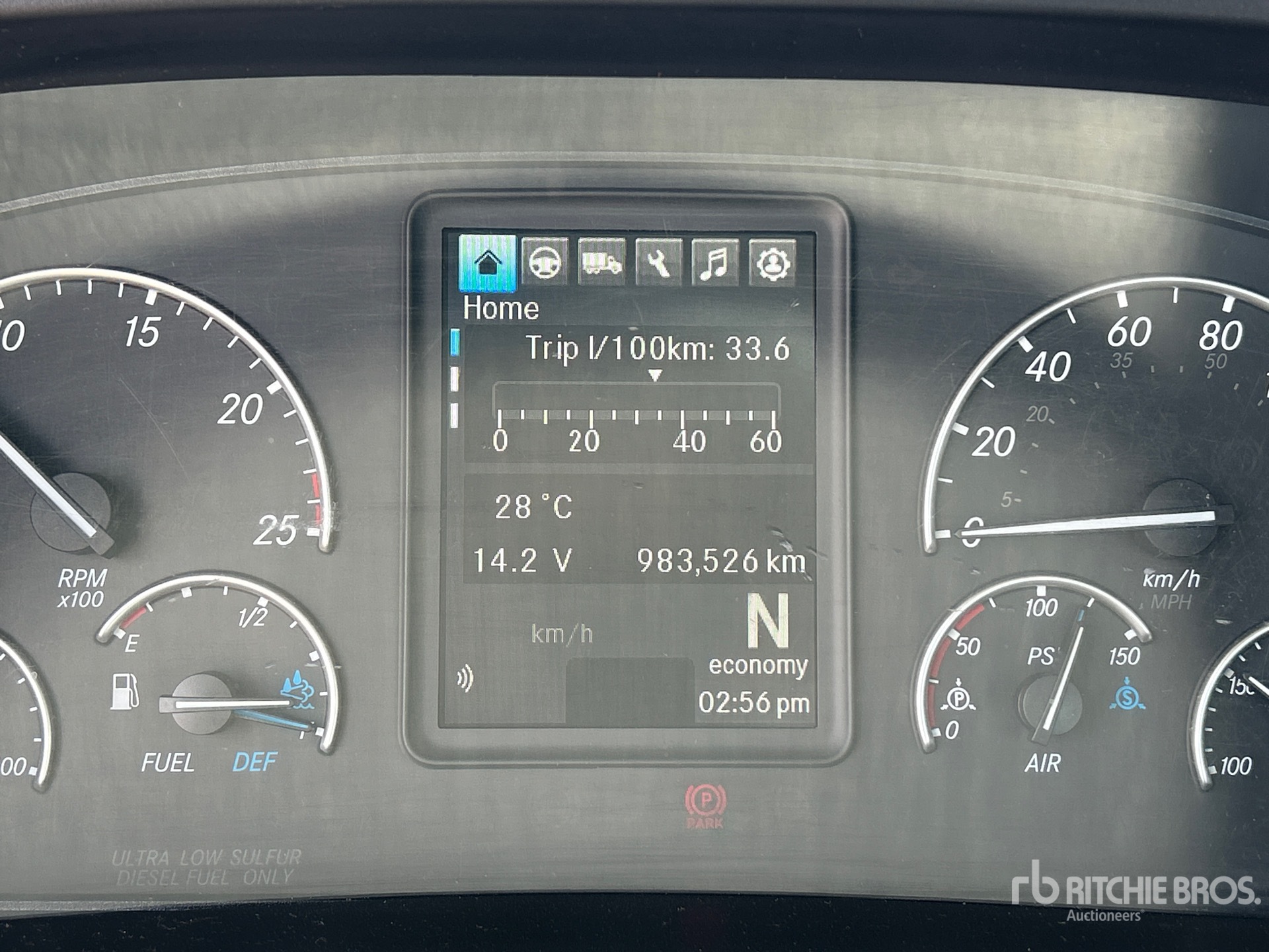 2023 Freightliner CASCADIA 126
