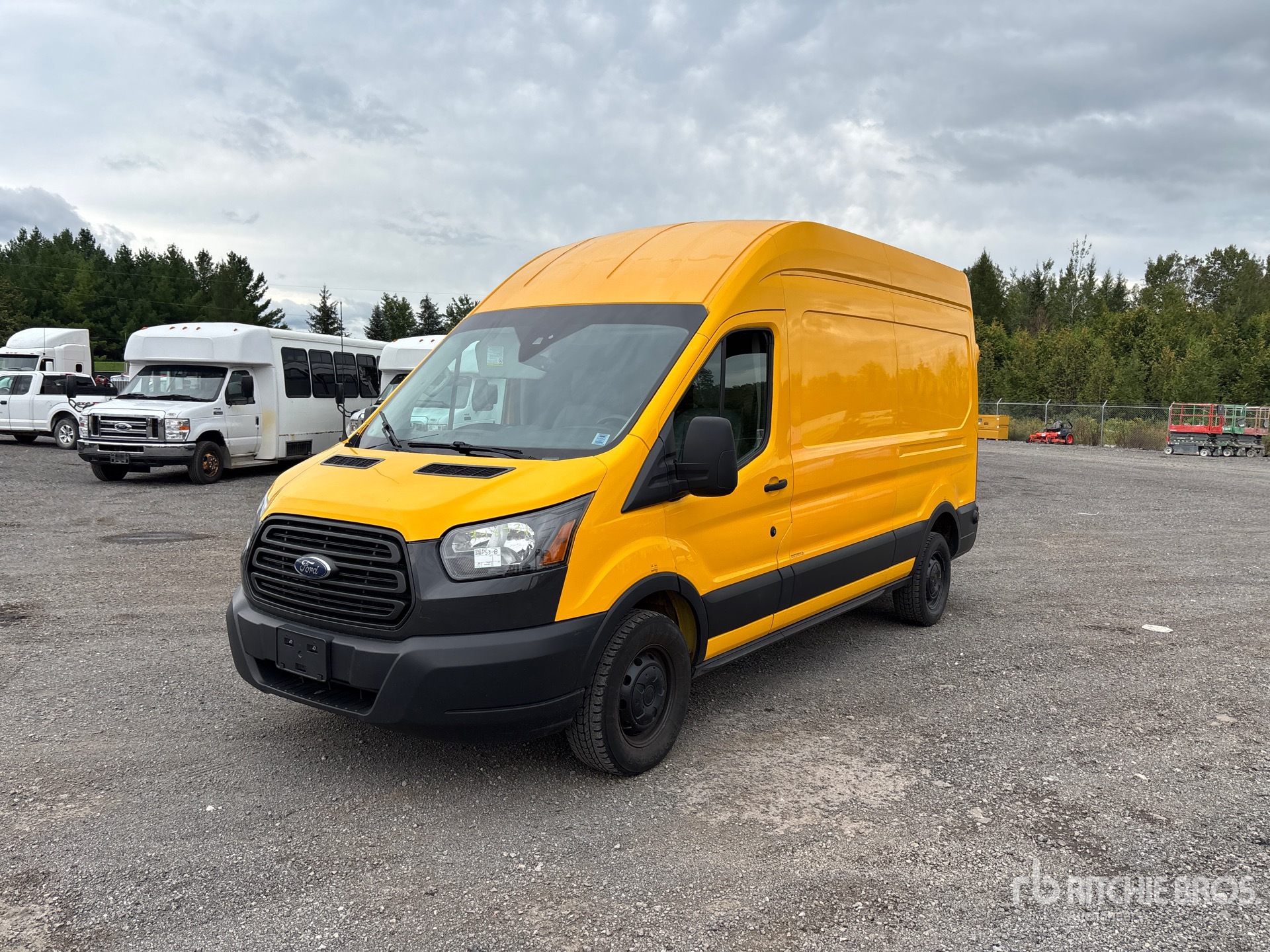 2019 Ford TRANSIT 250