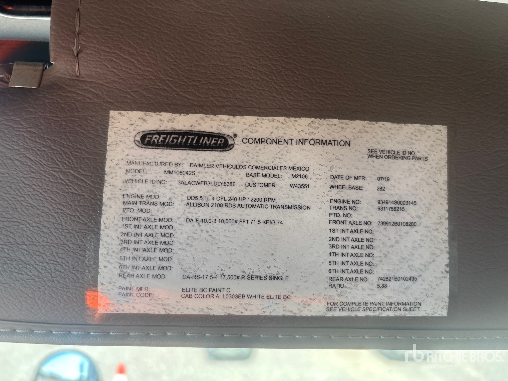 2020 Freightliner M2 106
