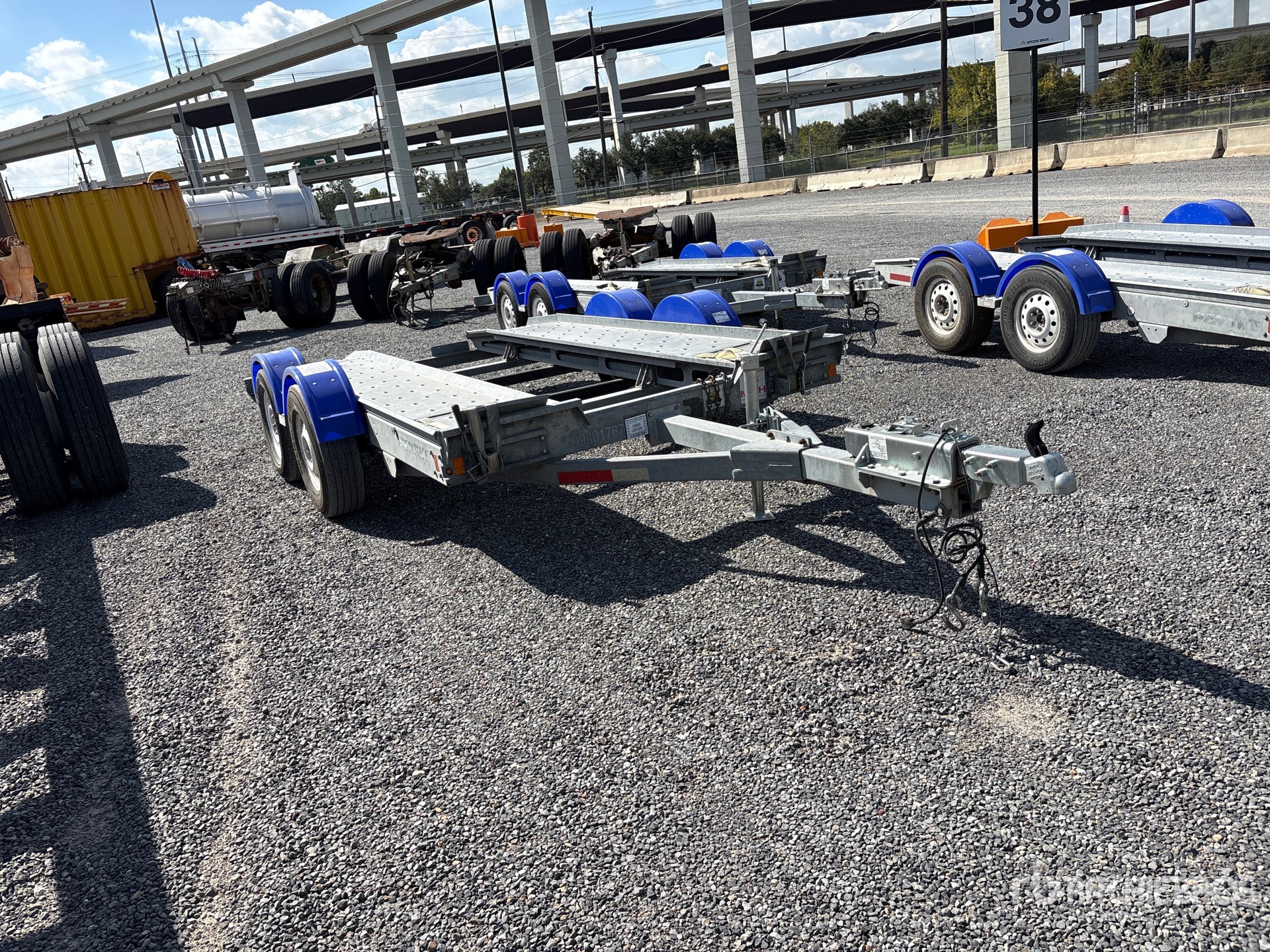 2020 Demco AT7000P