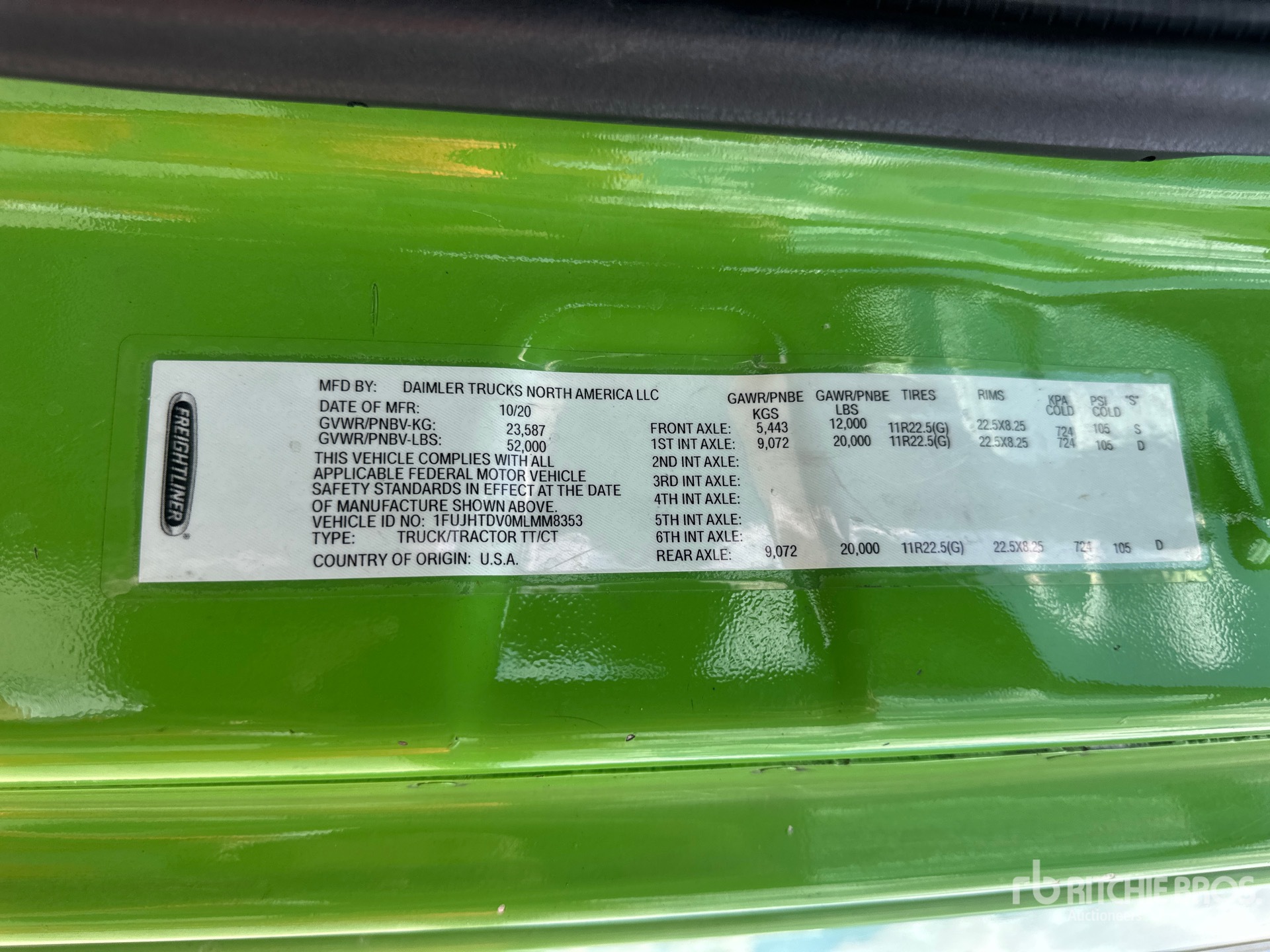 2021 Freightliner CASCADIA 116