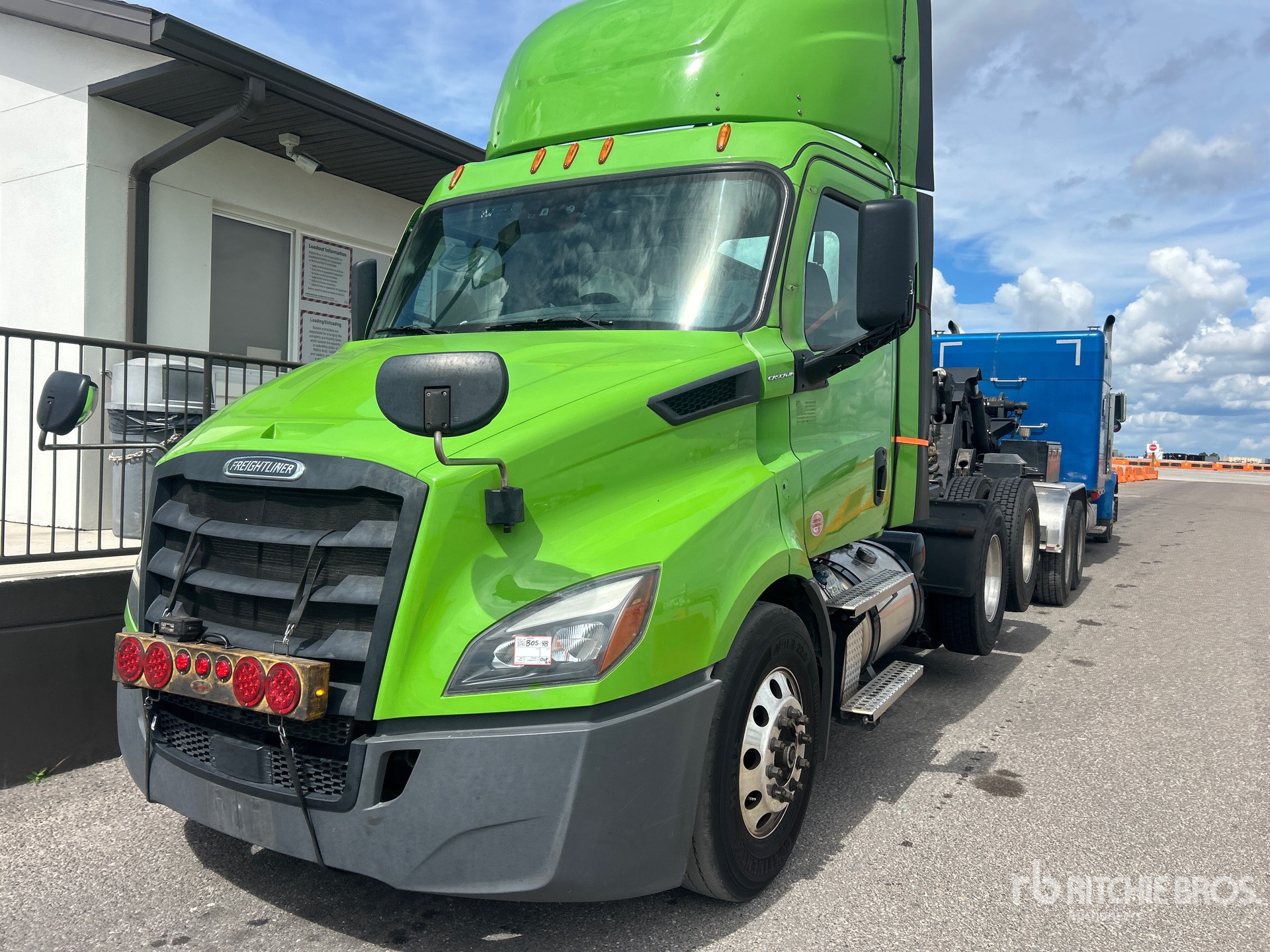 2022 Freightliner CASCADIA 116