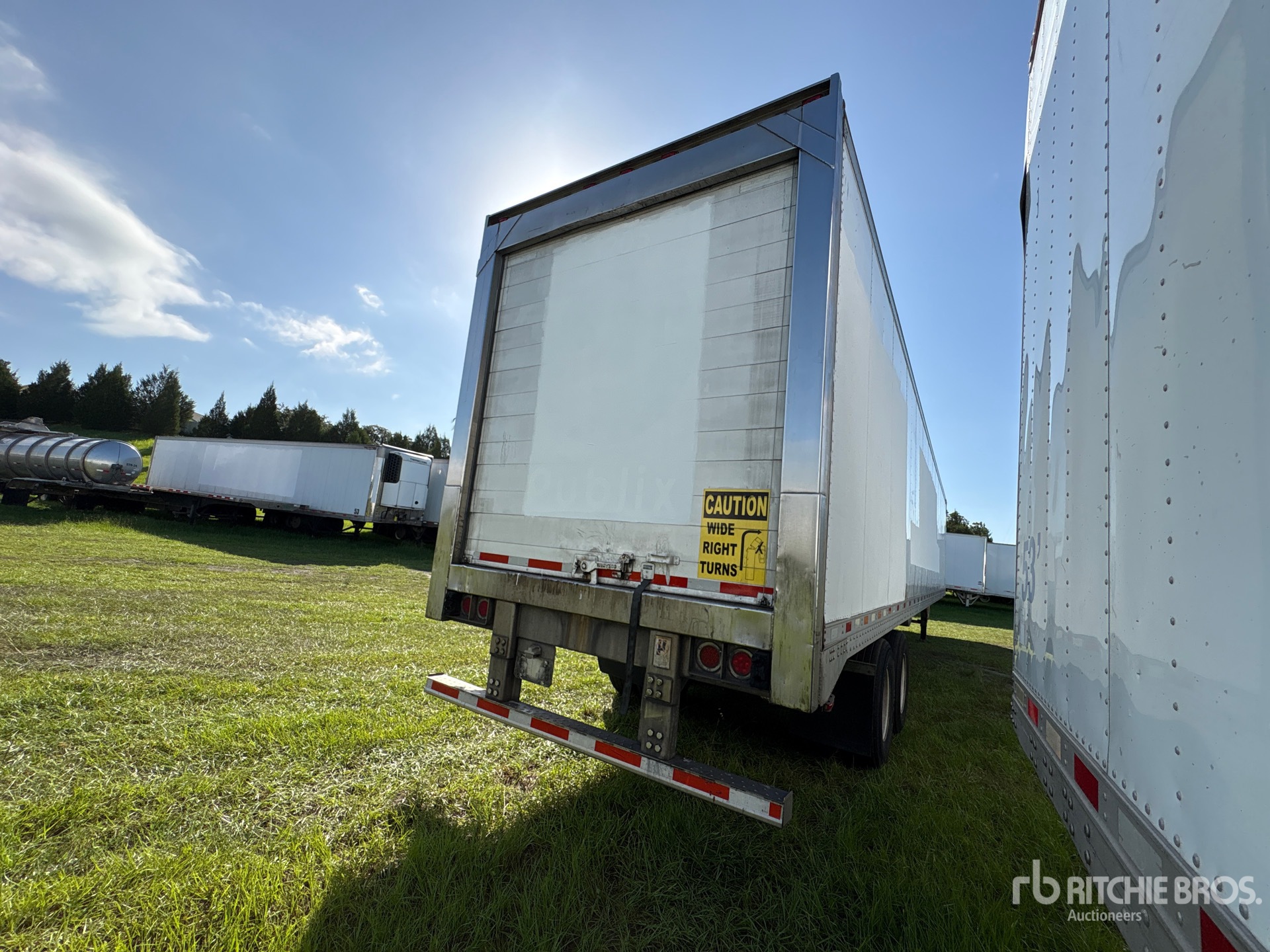 2011 Freightliner CASCADIA 116