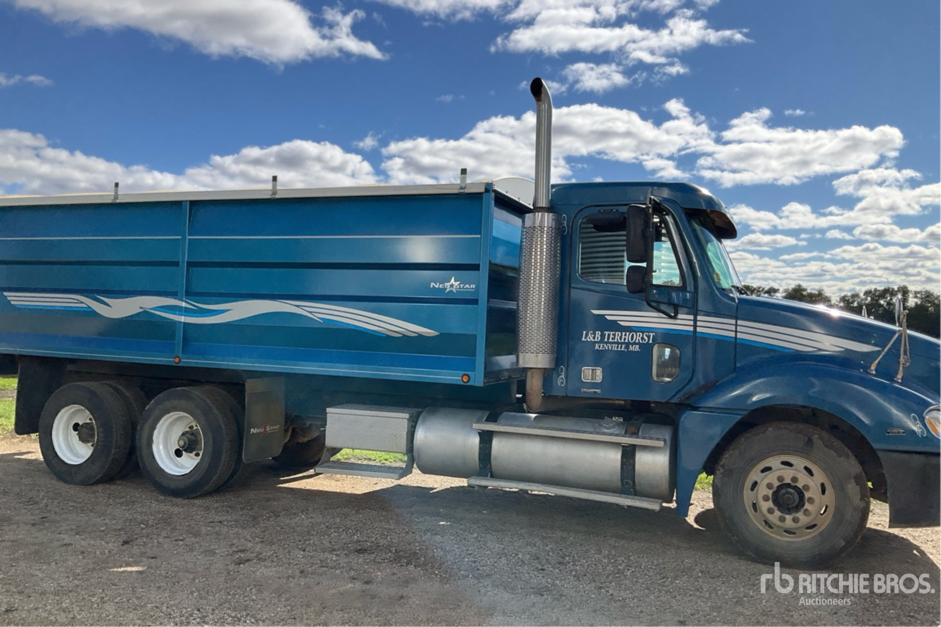2006 Freightliner Columbia