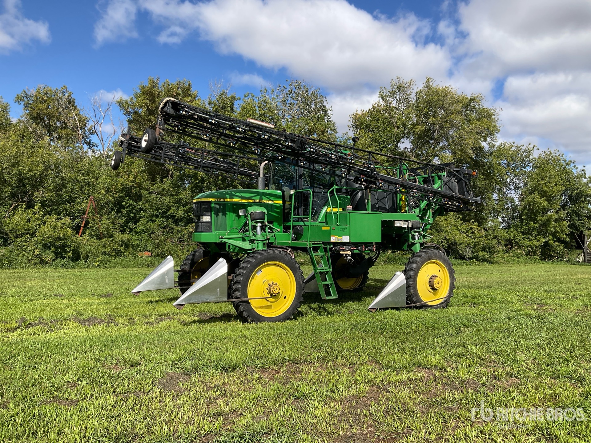 1999 John Deere 4700