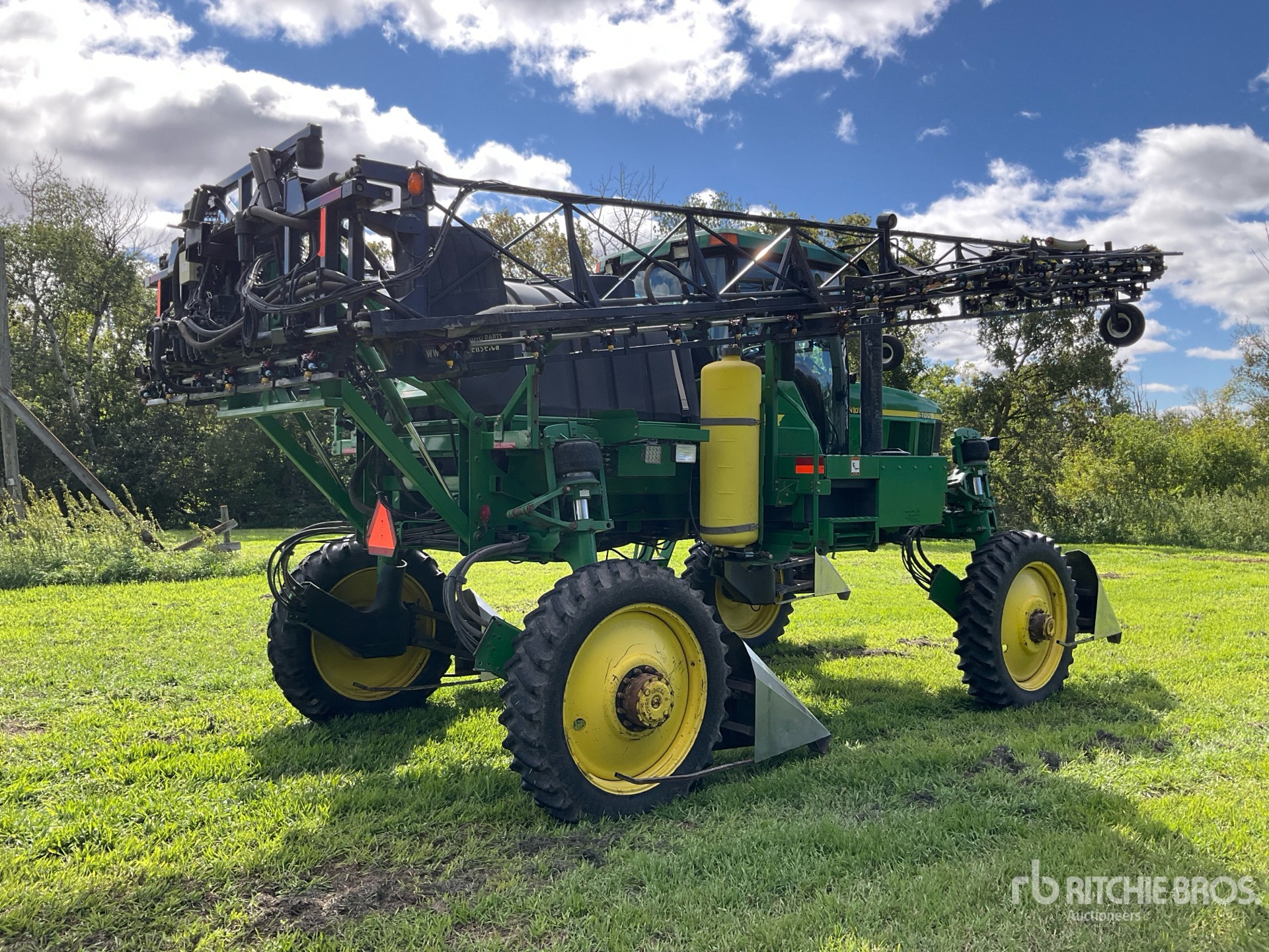 1999 John Deere 4700