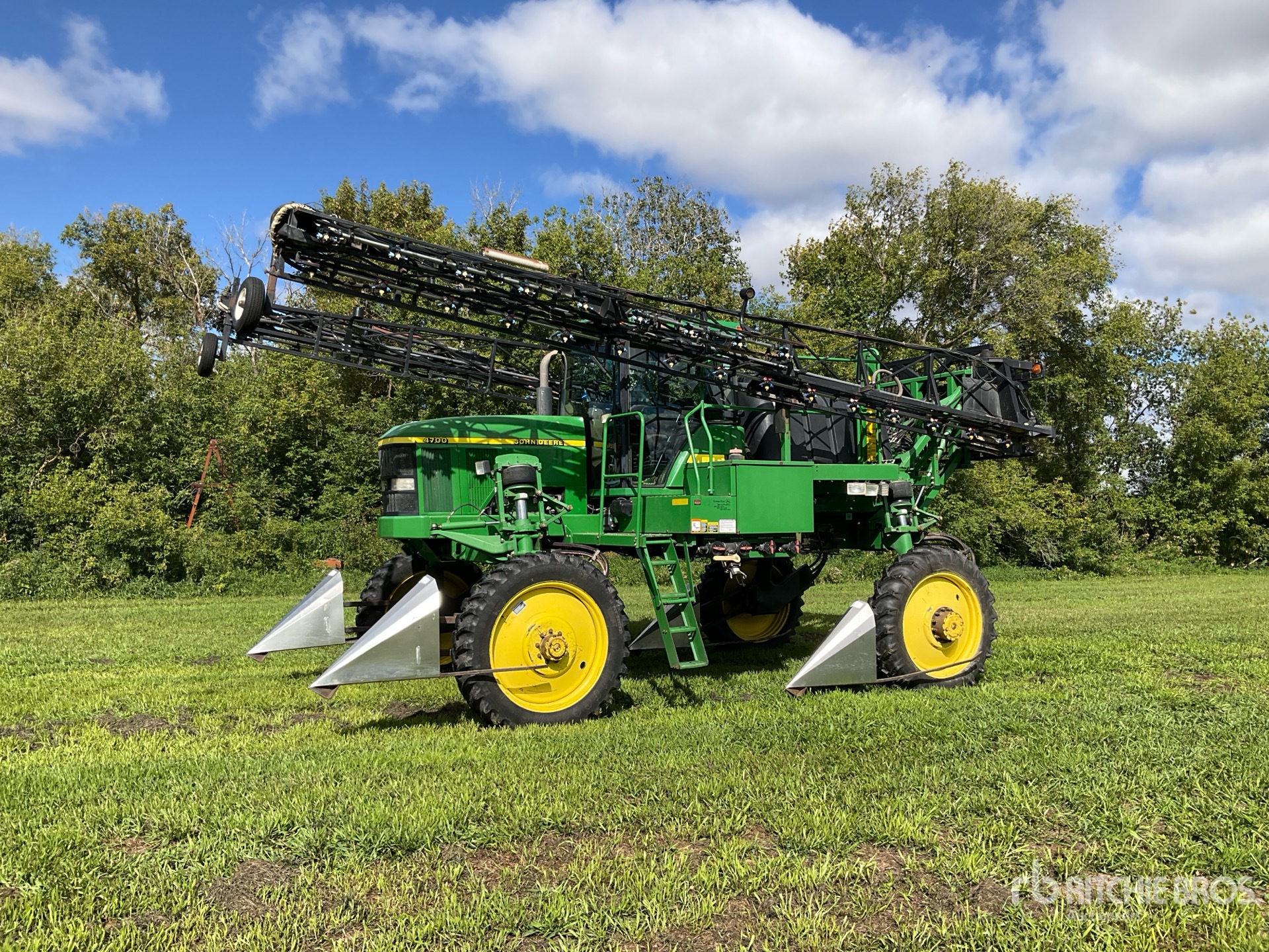 1999 John Deere 4700