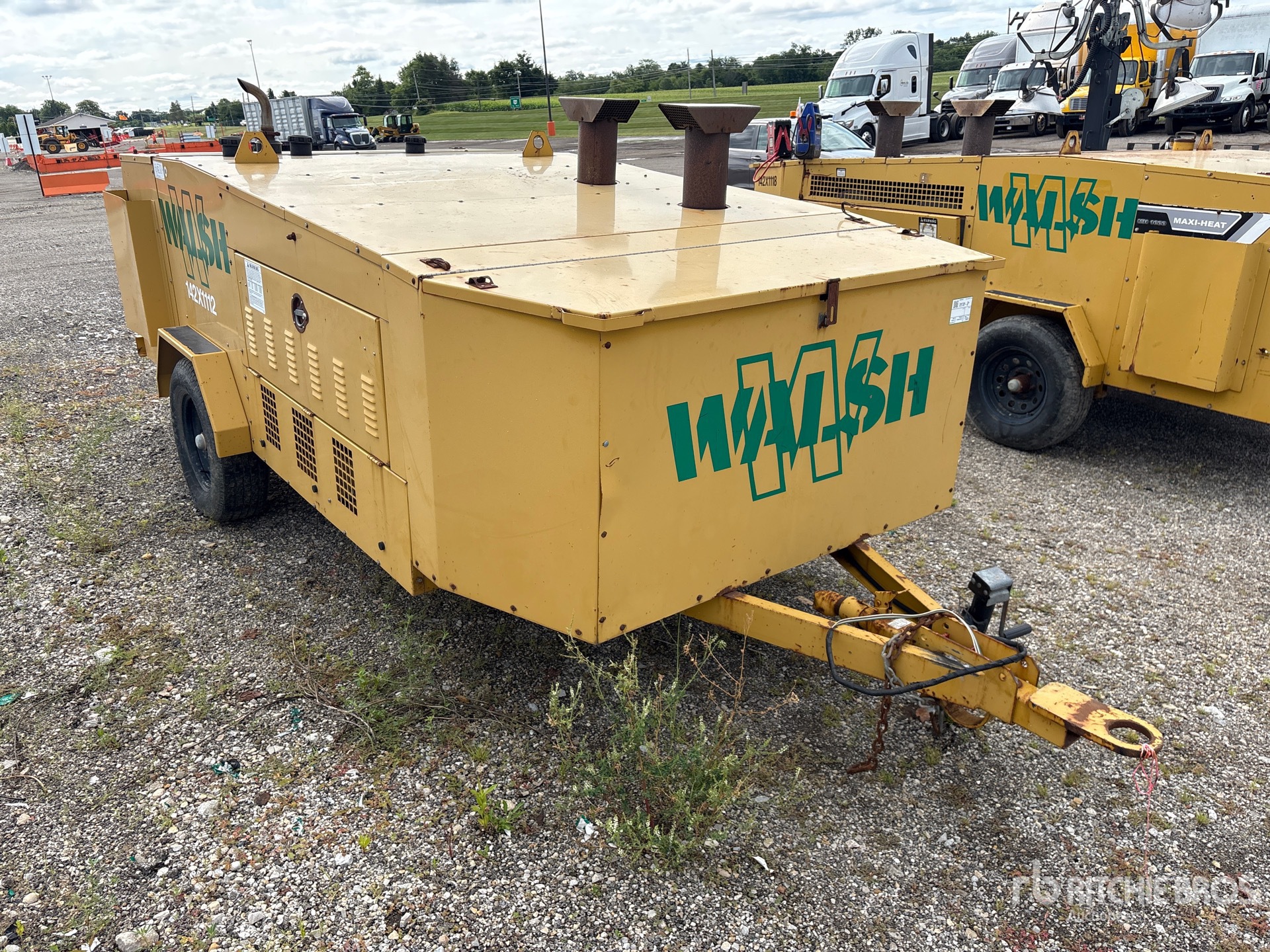 General Appearance with Foto, angolo anteriore destro
