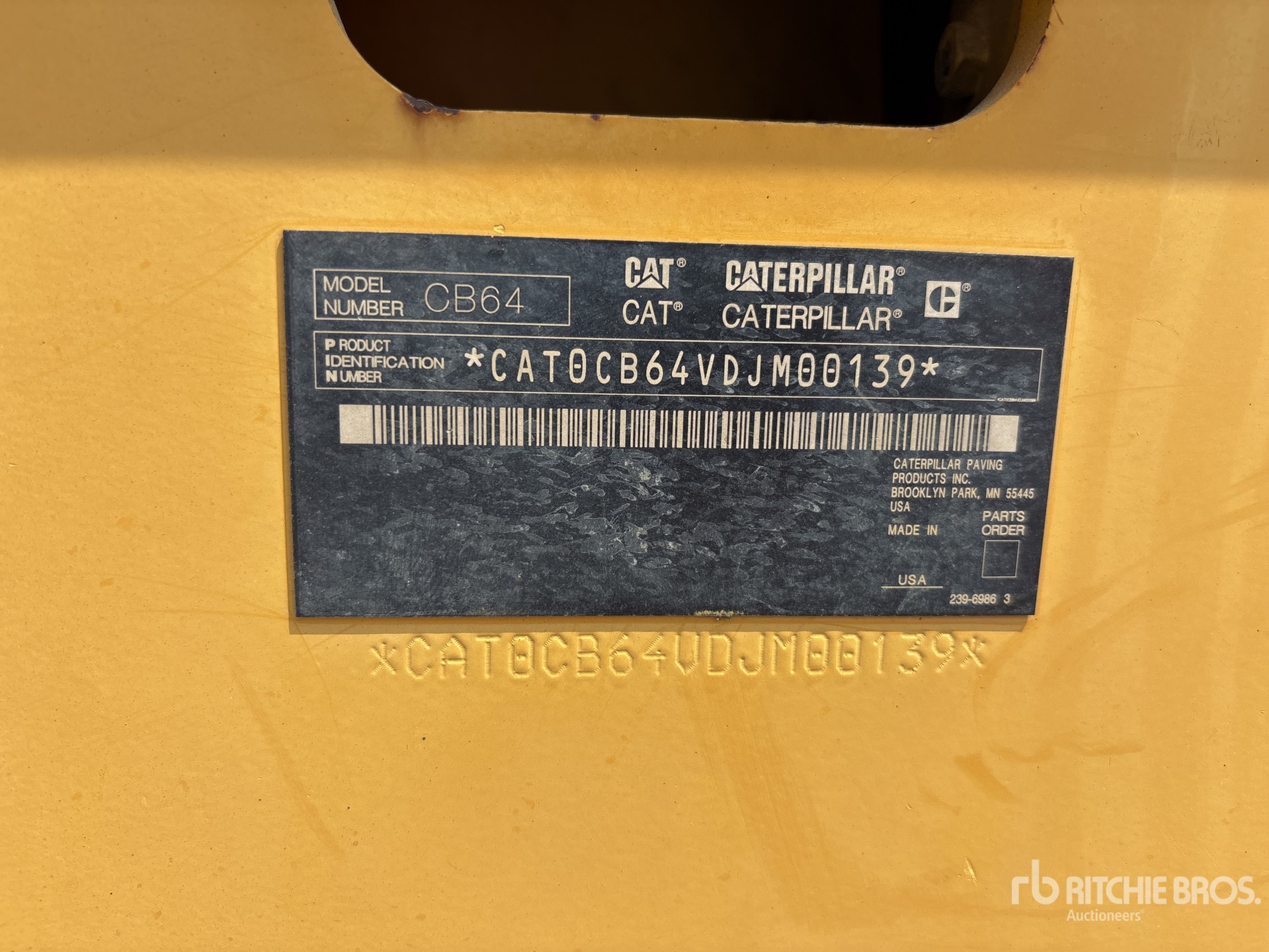 2010 Caterpillar CB64