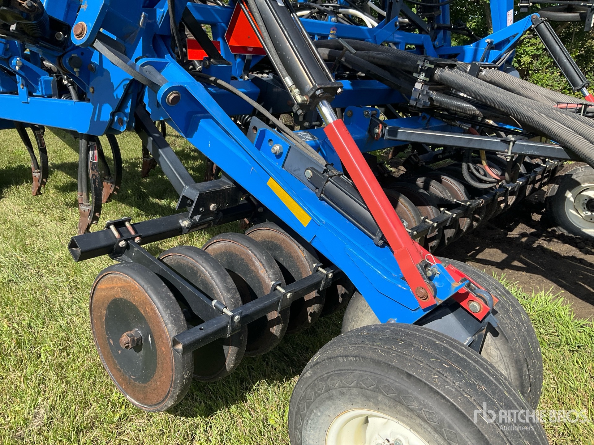 2005 New Holland SD440A