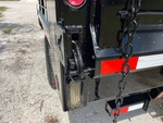 Configuration with Tailgate Latch