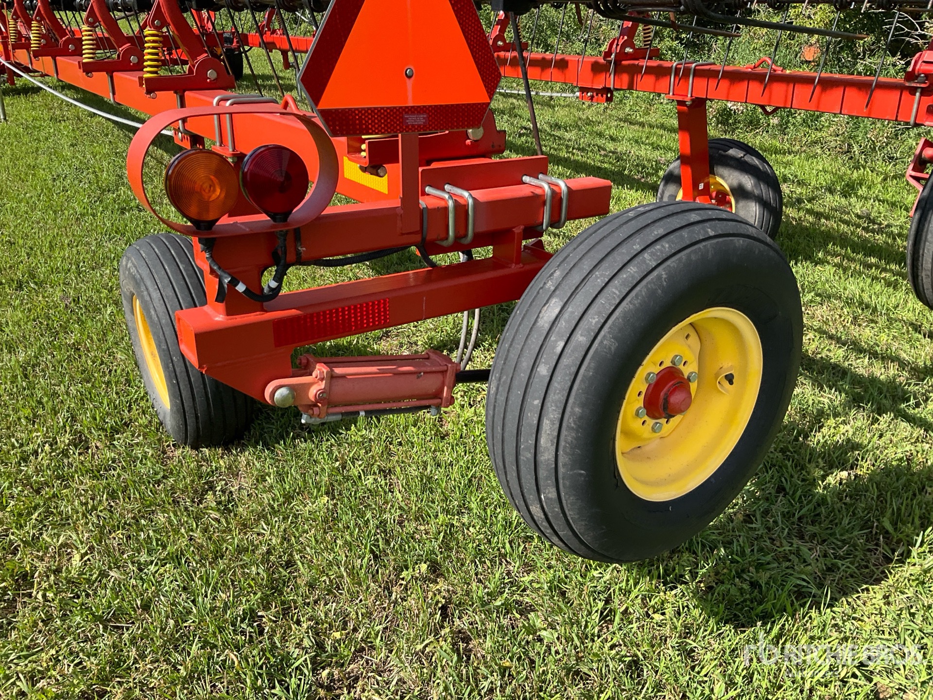 2008 Bourgault 6000