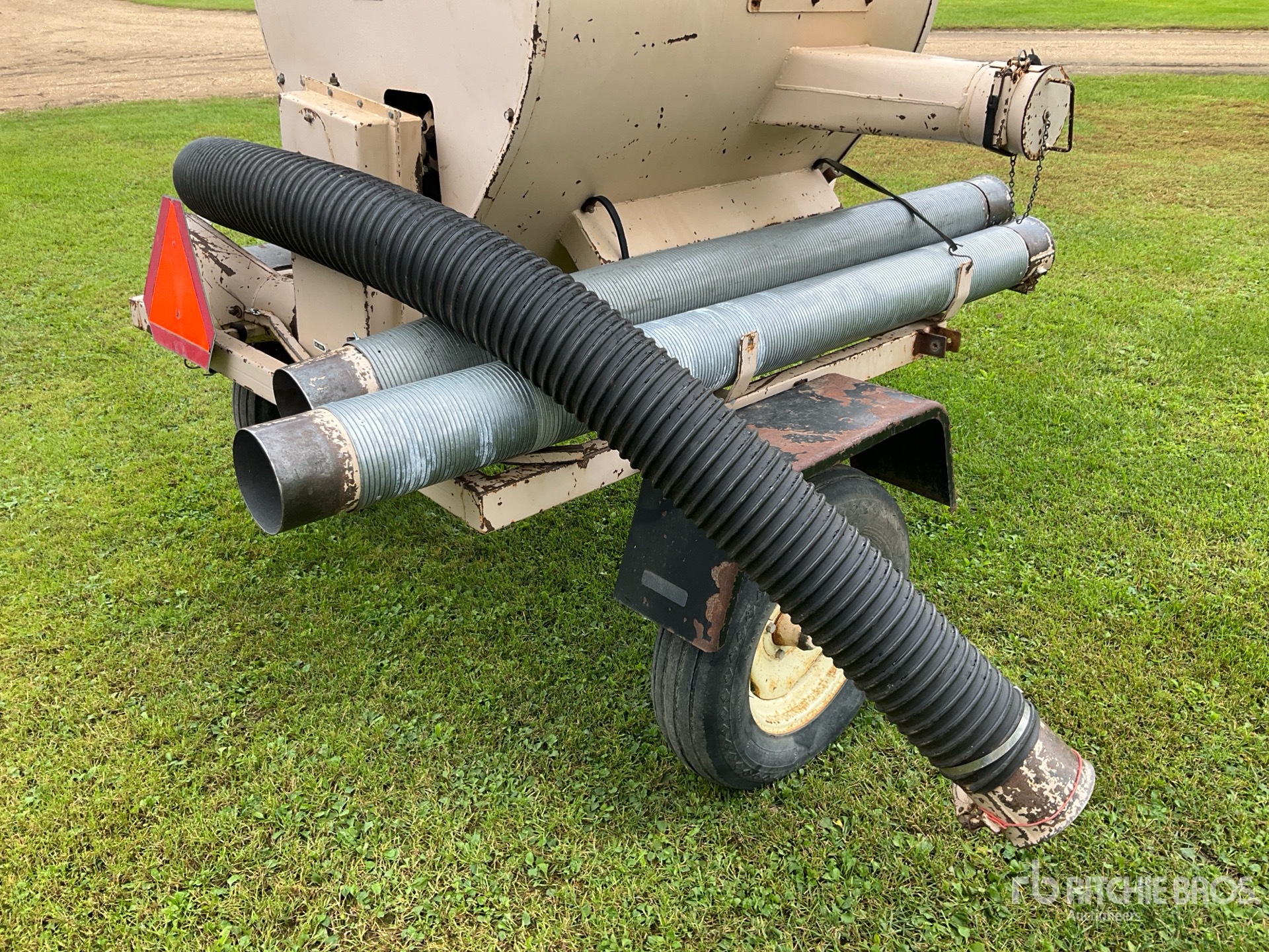 1995 REM 552