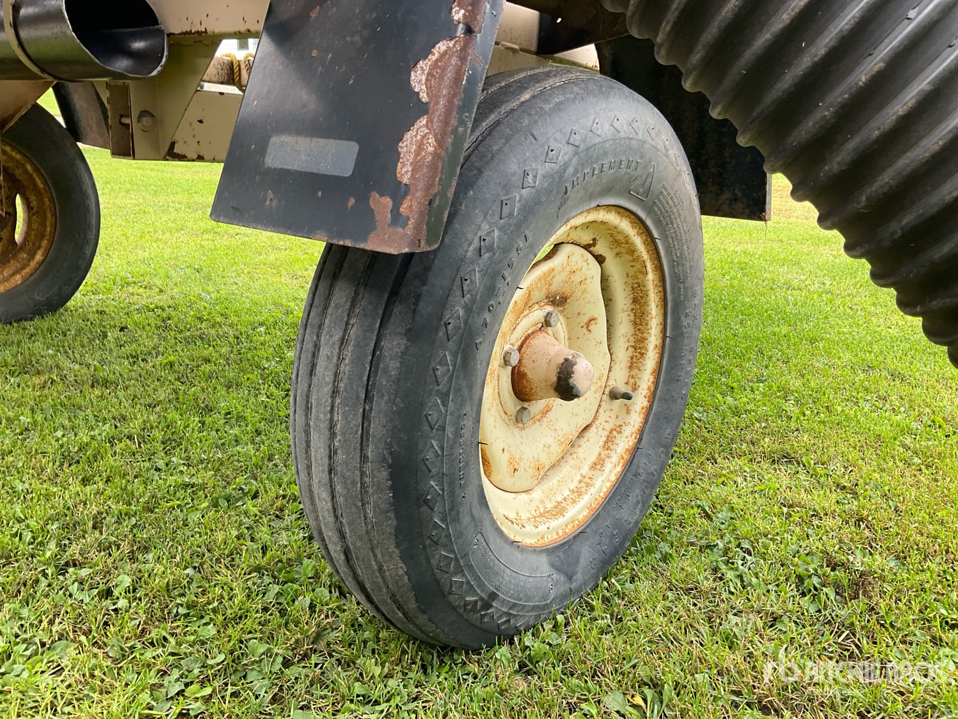 1995 REM 552