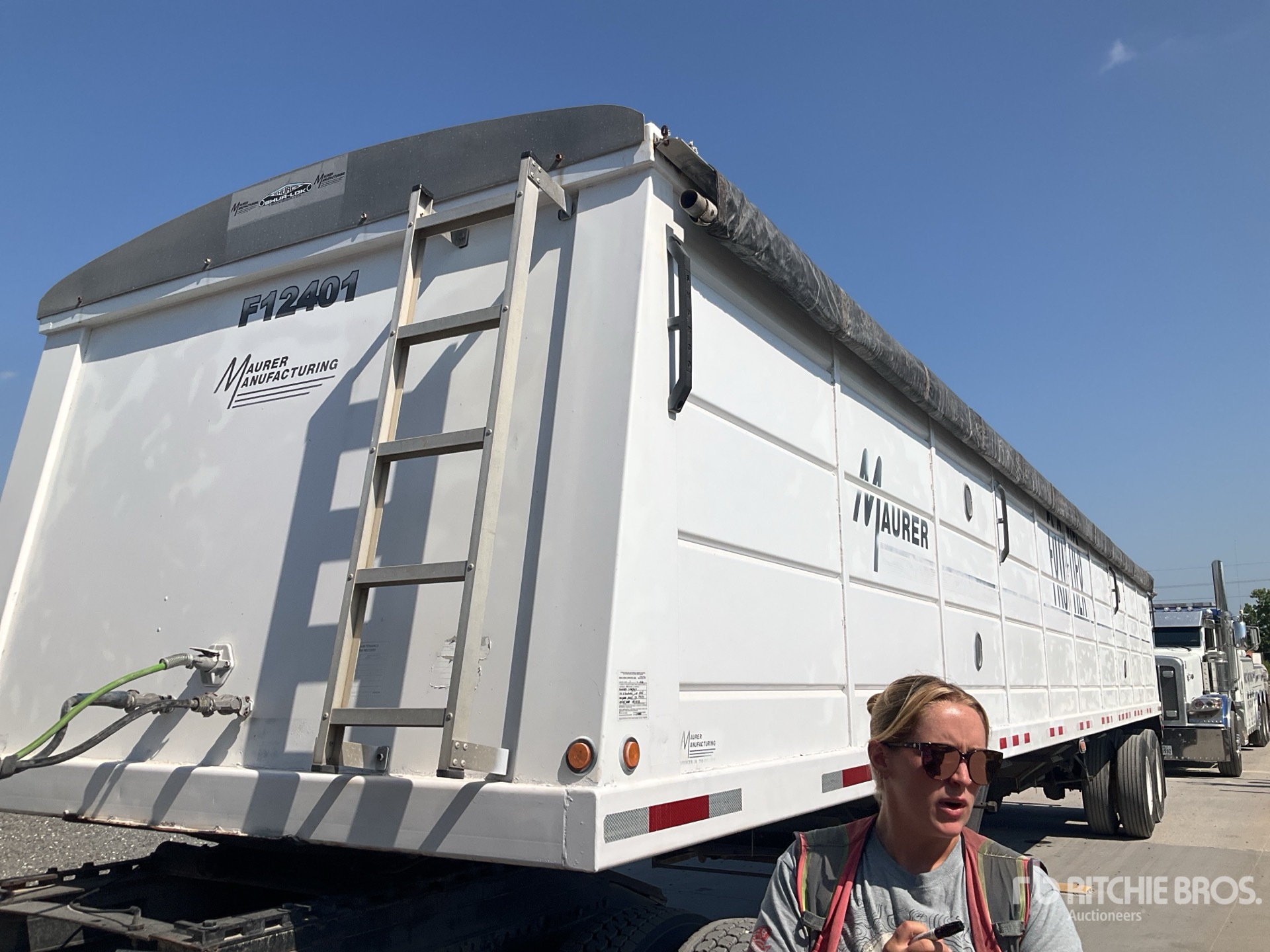 2012 Maurer 42 ft T/A