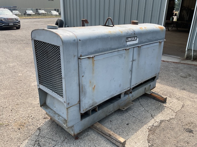 Lincoln Electric SAE-400 Engine Driven Welder