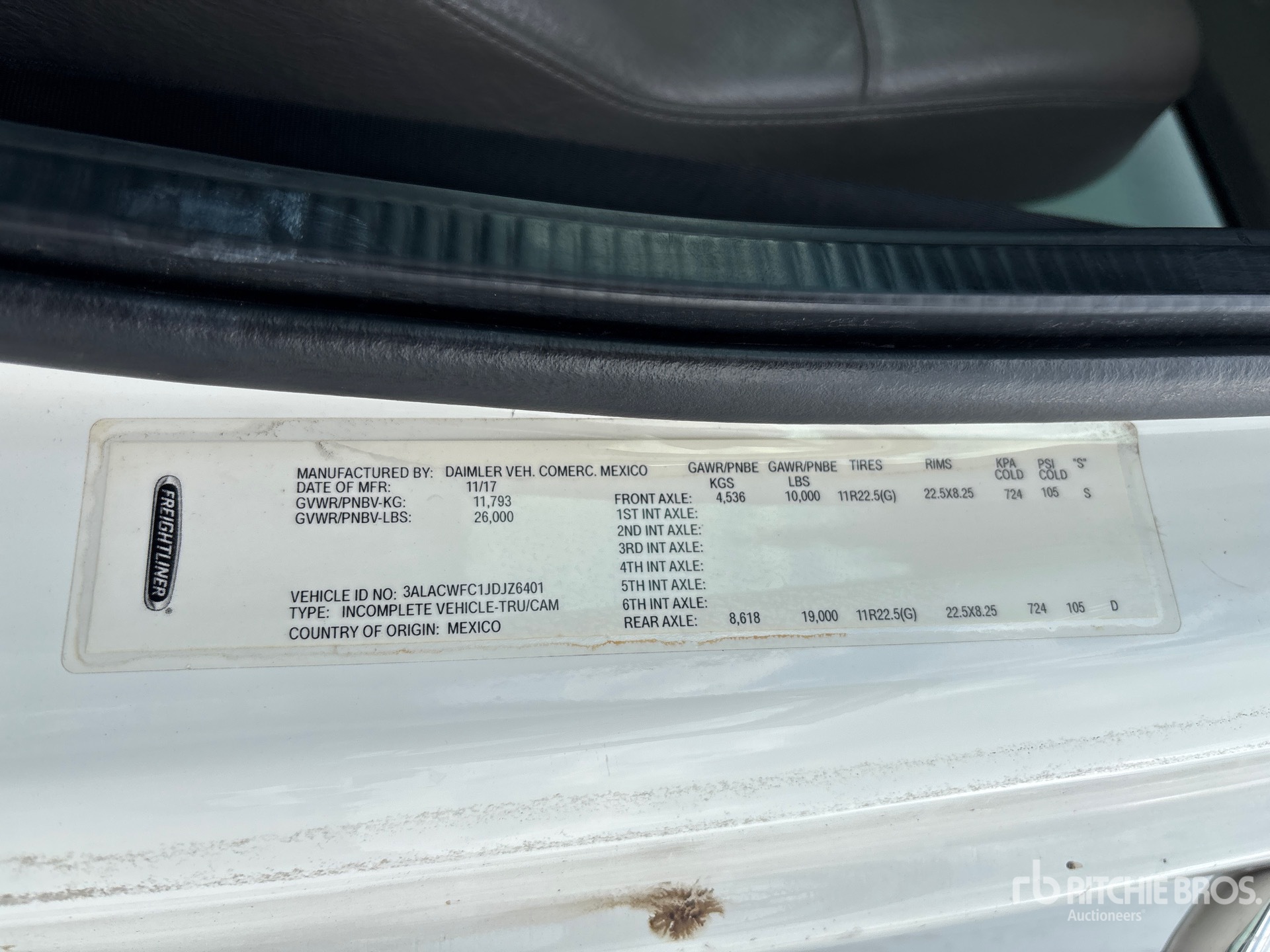 2018 Freightliner M2 106