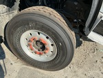 Underbody with Right Steer Tire