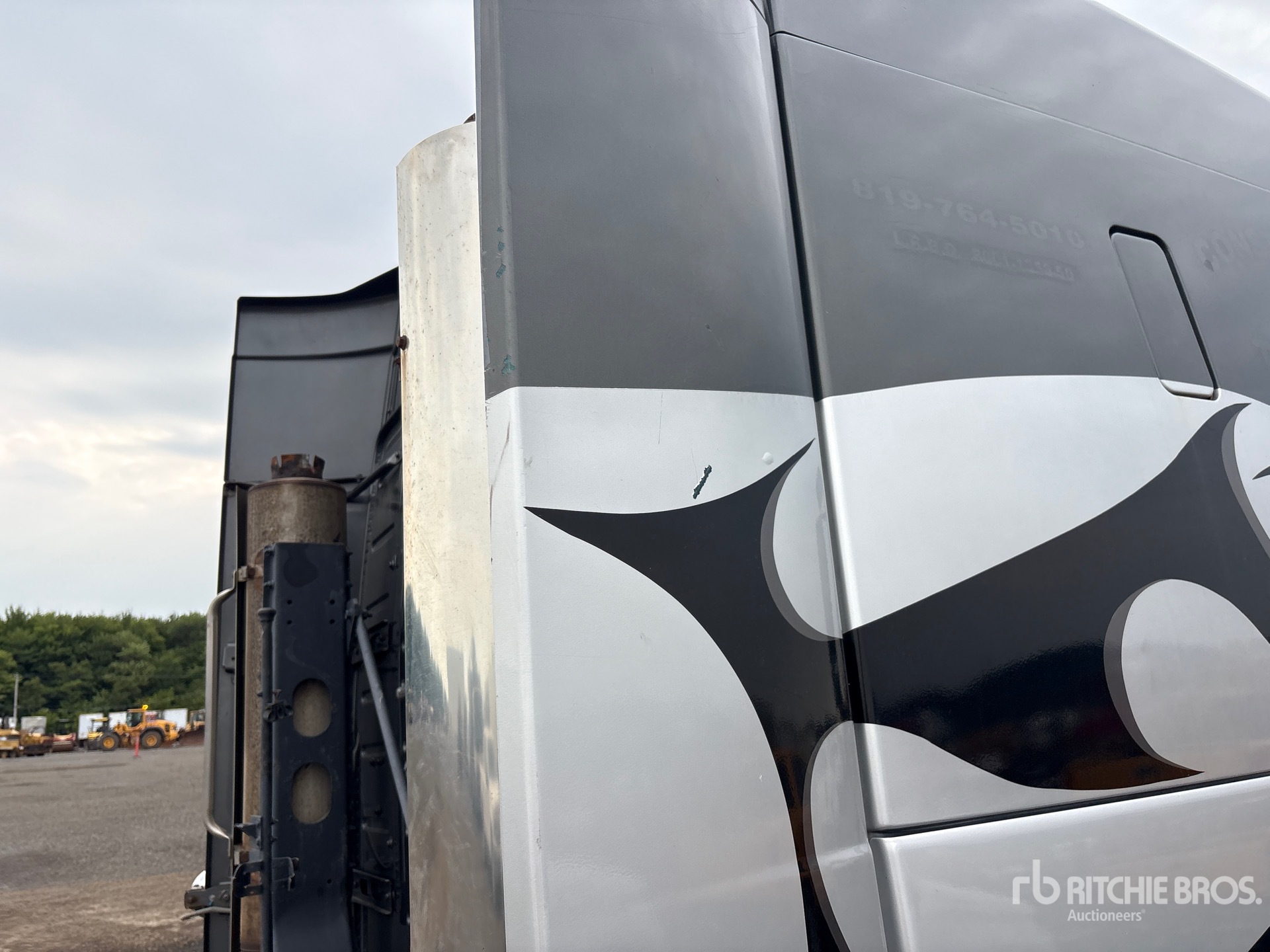 1998 Volvo VNL