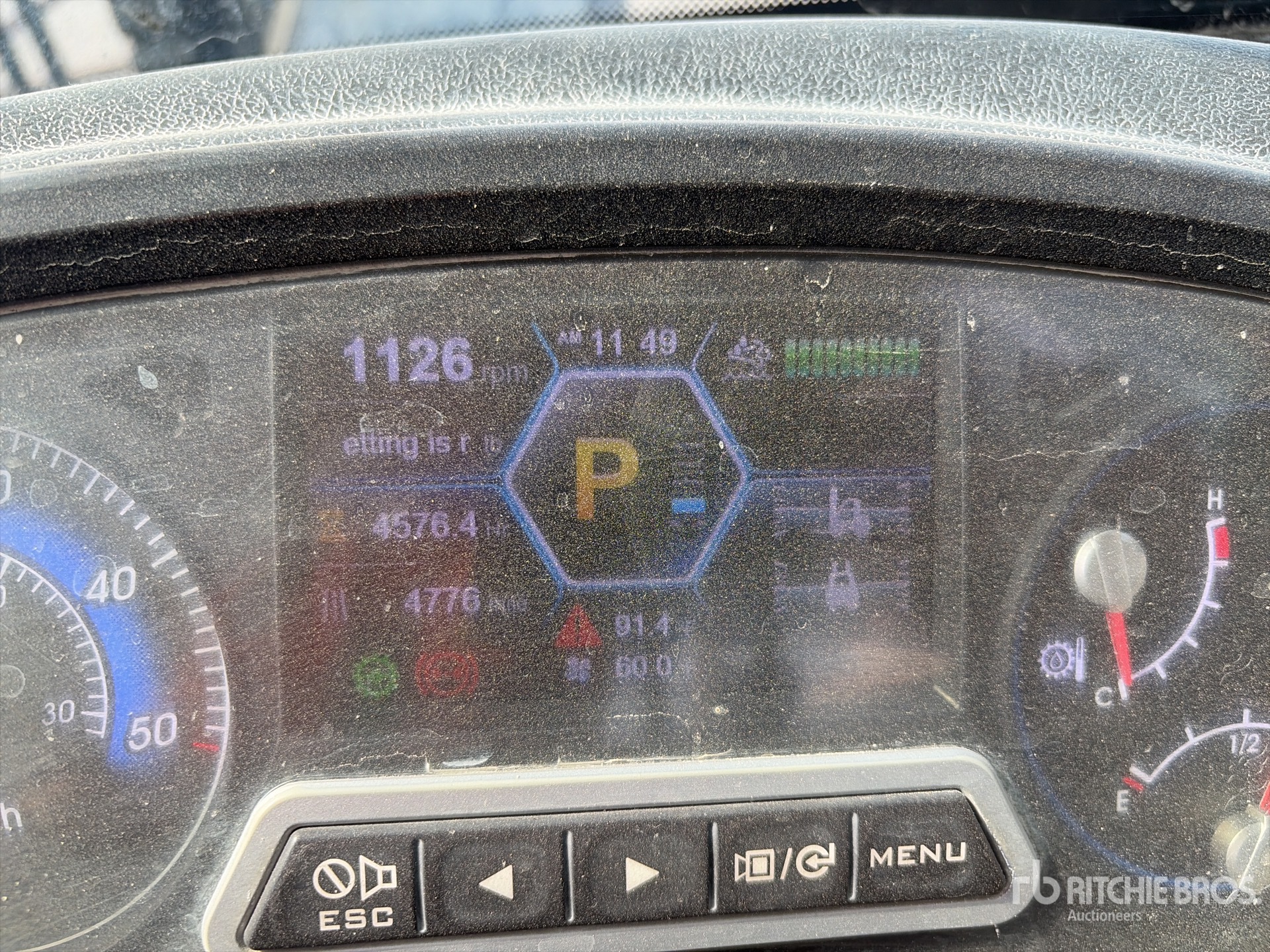 2018 Hyundai 80D-9