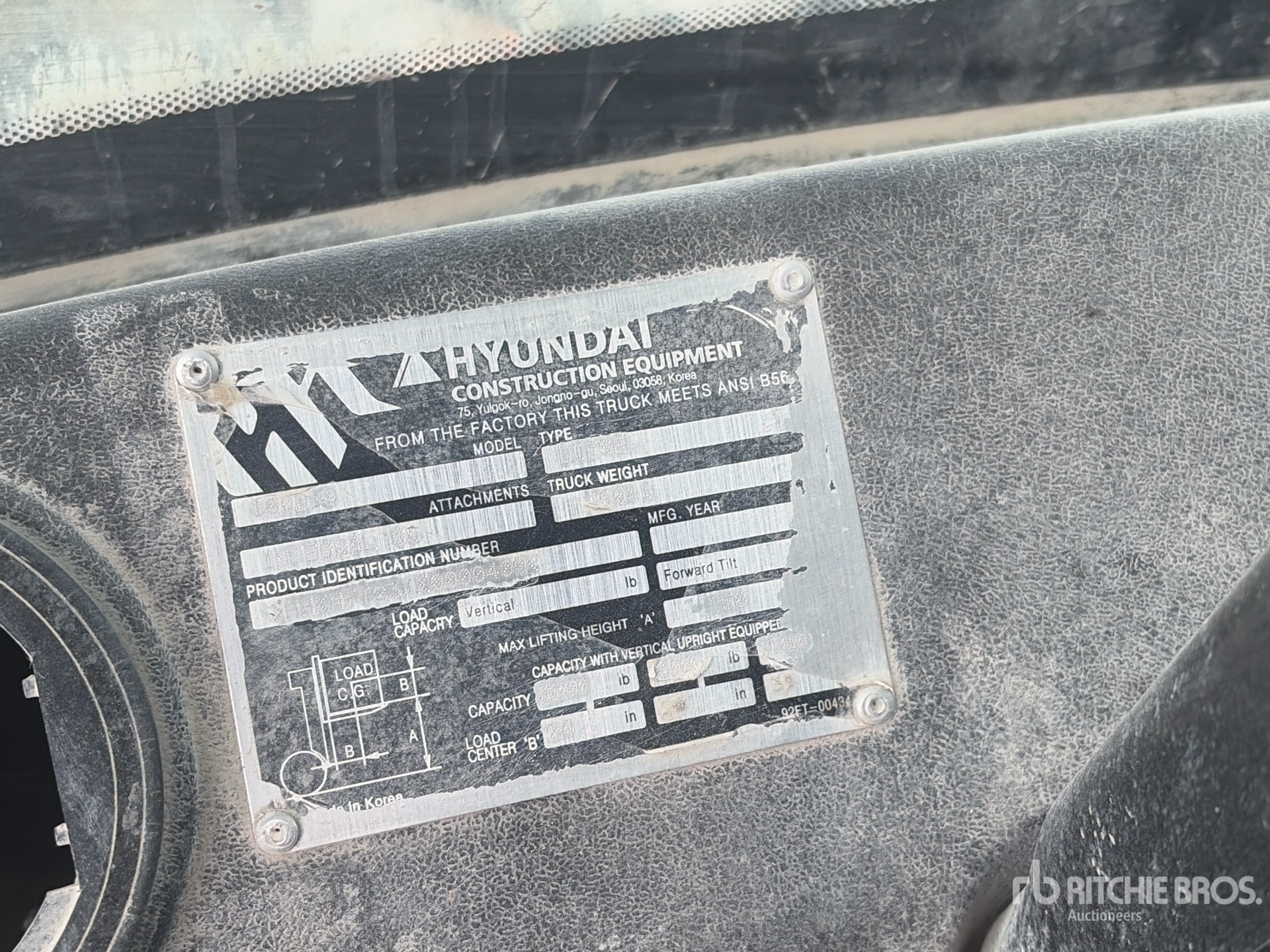 2019 Hyundai 160D-9