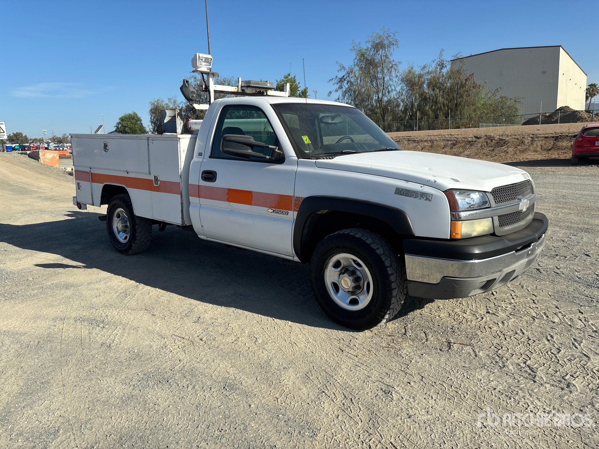 General Appearance with Picture, Right Front Corner