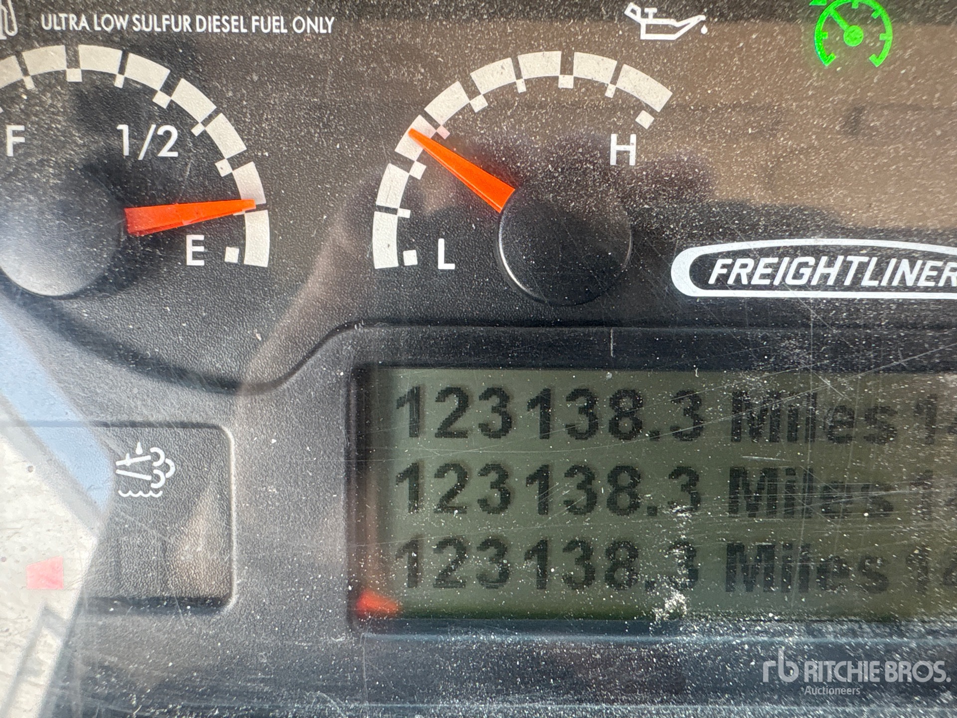 2017 Freightliner MT55